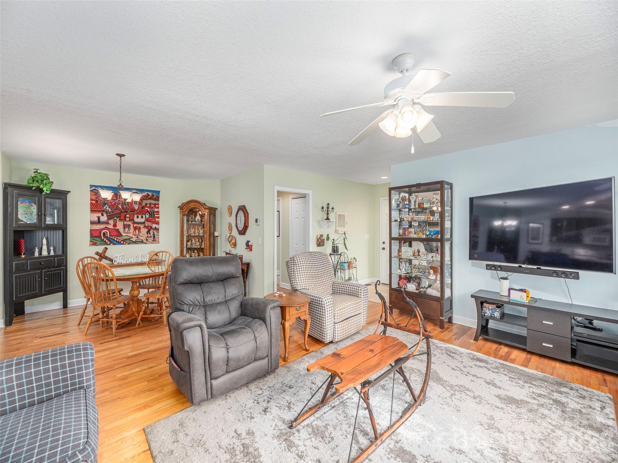 22 Cottage Loop — Waynesville