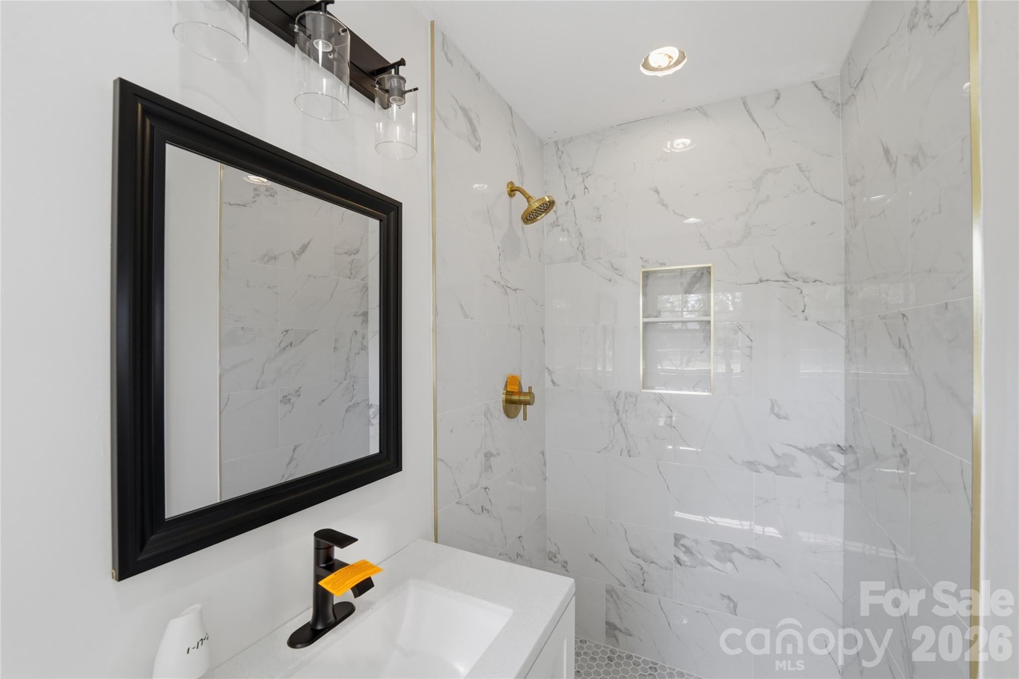 5906 Whitingham Drive — Charlotte
