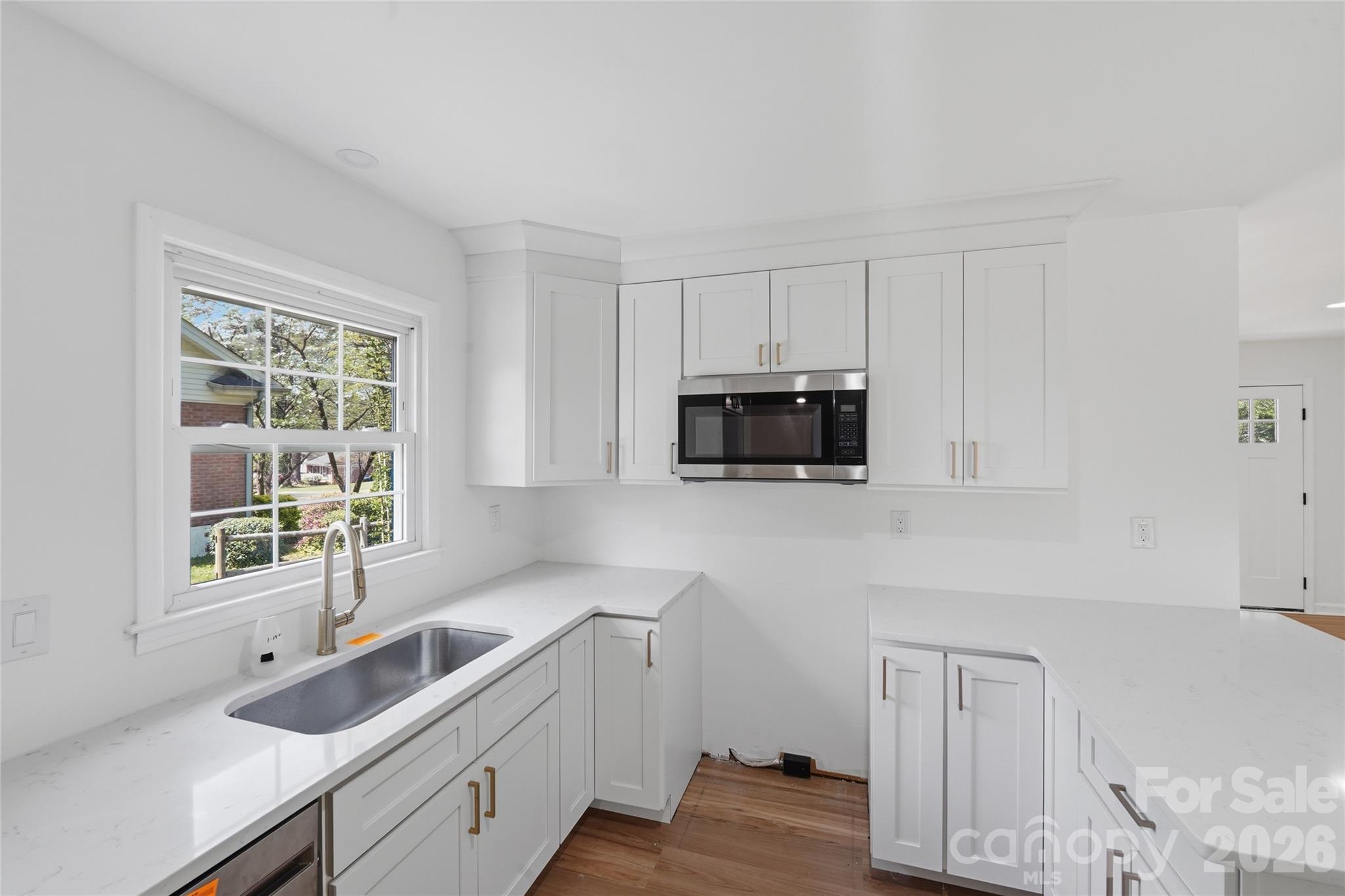 5906 Whitingham Drive — Charlotte
