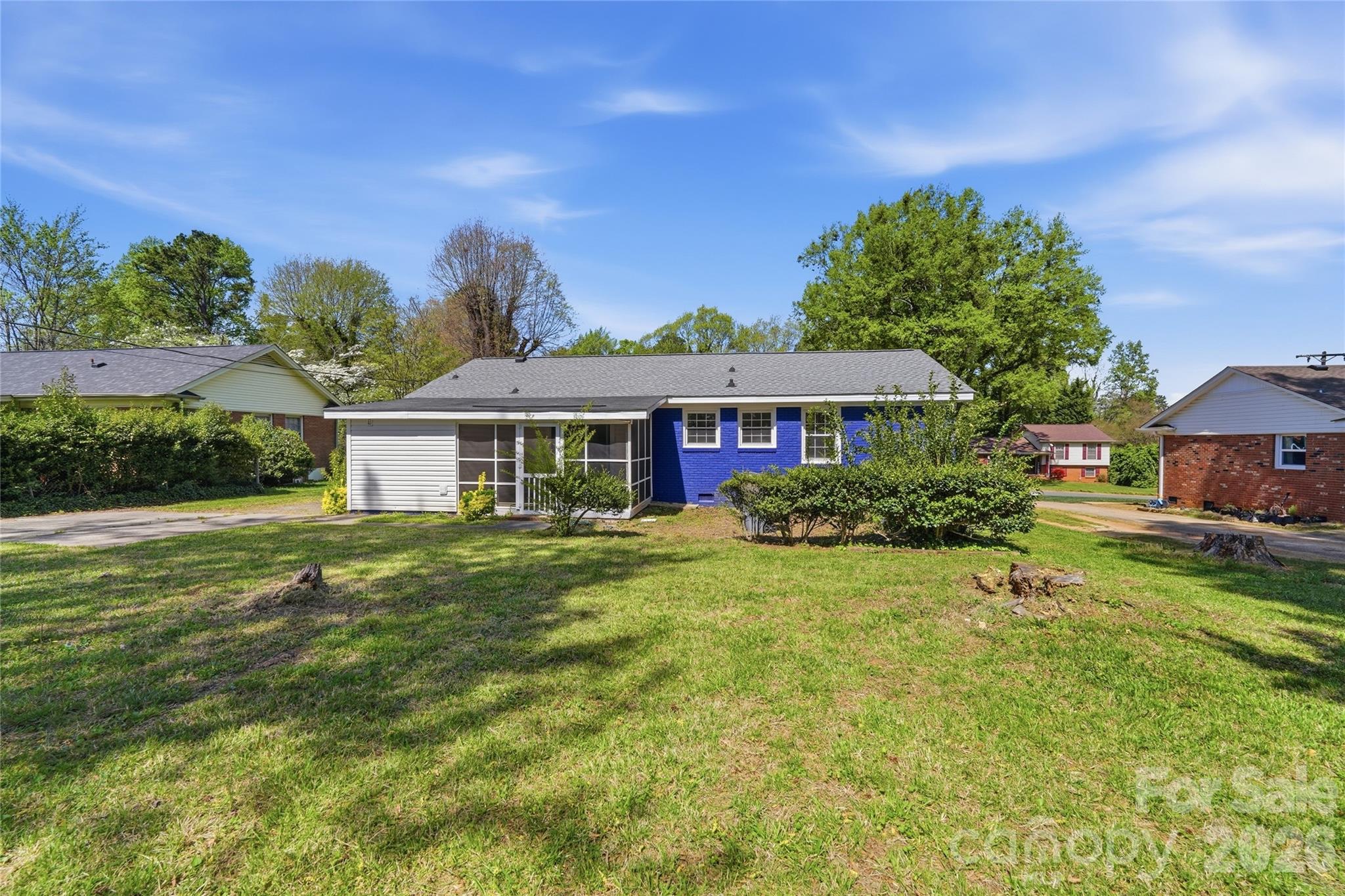 5906 Whitingham Drive — Charlotte