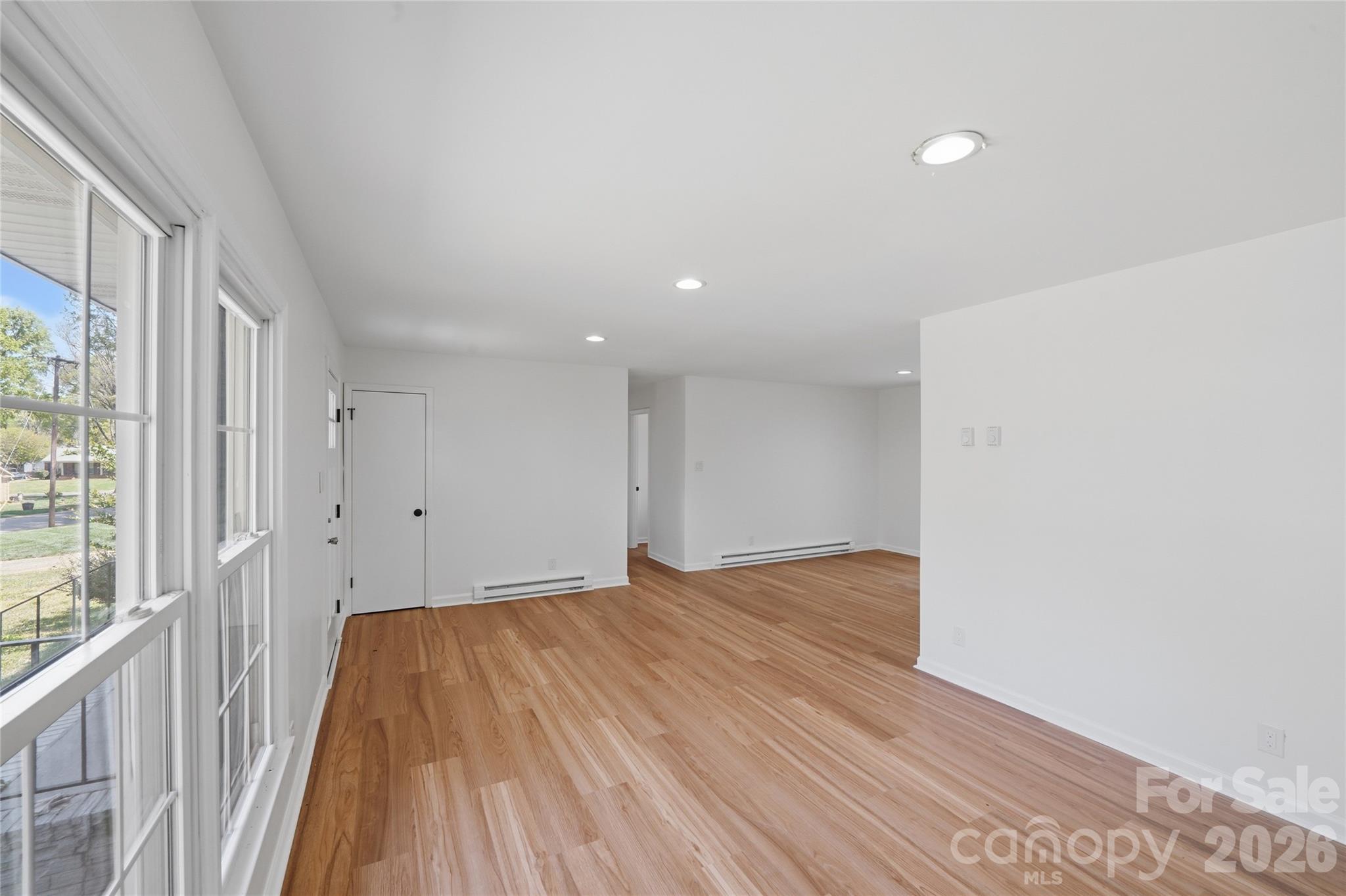 5906 Whitingham Drive — Charlotte