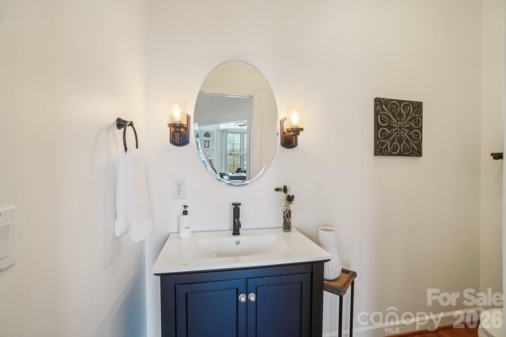 1409 Woodsong Drive — Hendersonville