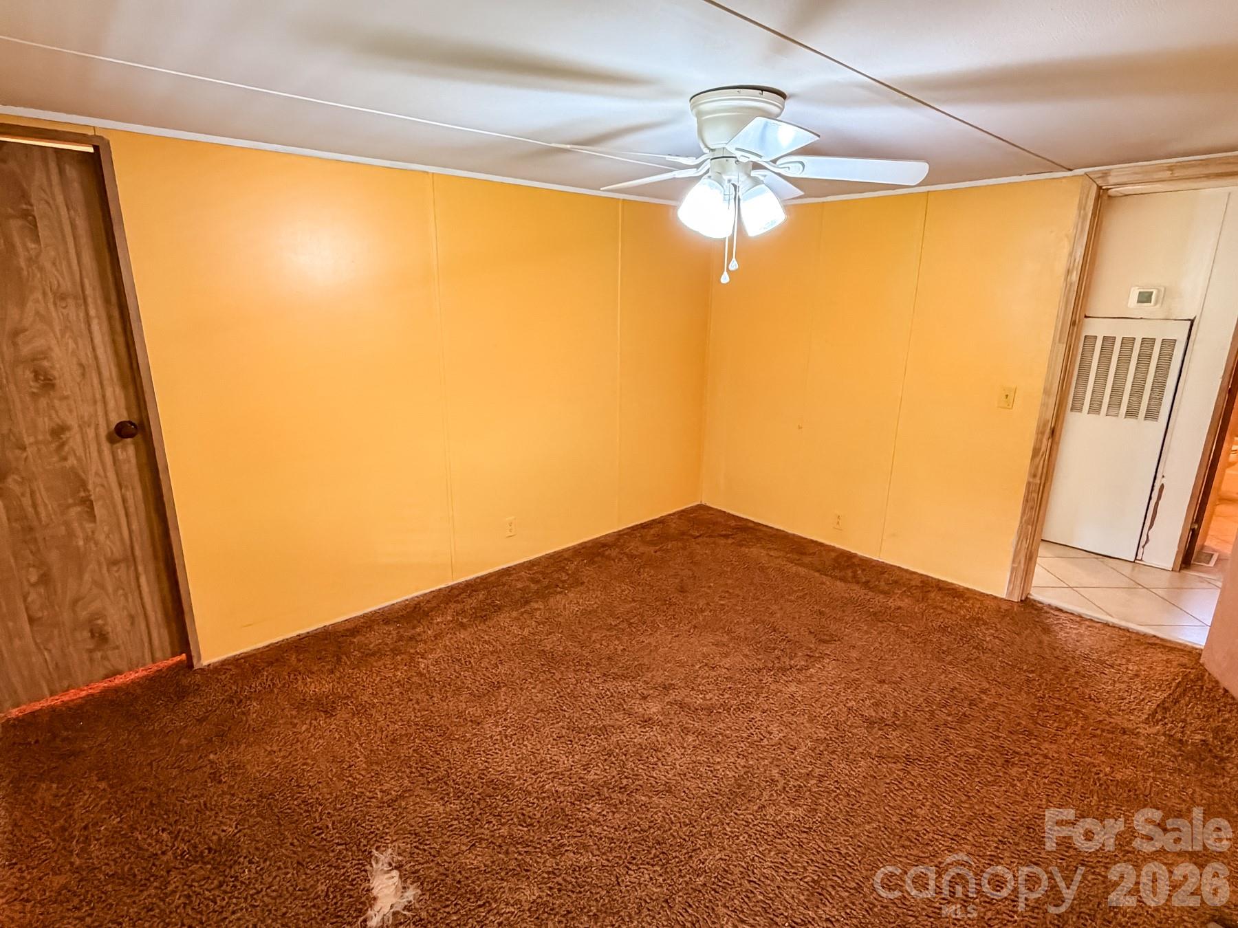 2746 Orangewood Lane — Newton