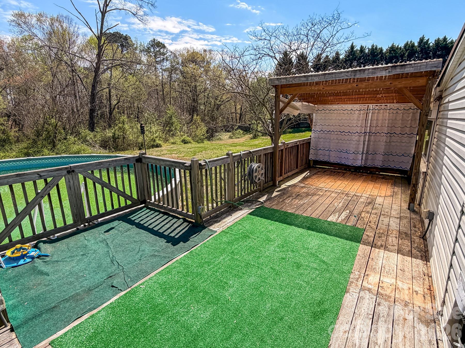 2746 Orangewood Lane — Newton