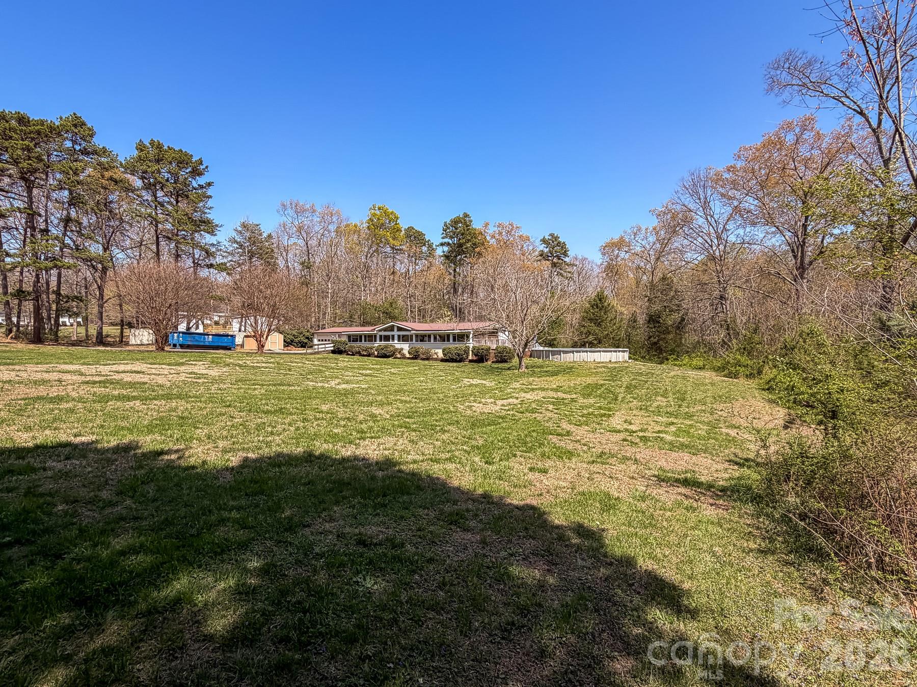 2746 Orangewood Lane — Newton