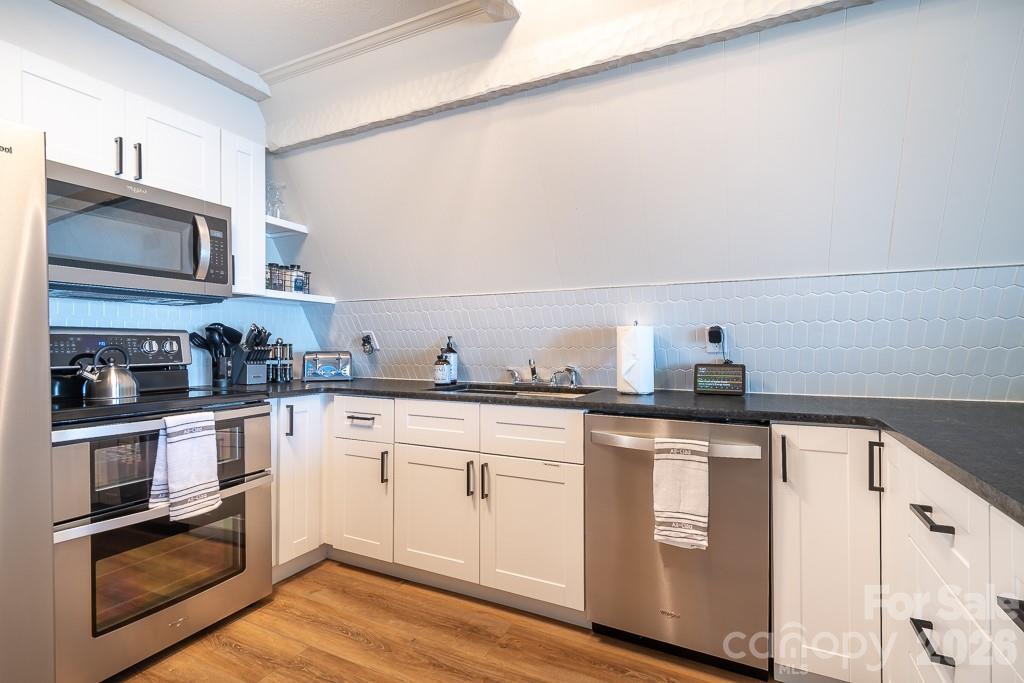 250 Ponderosa Circle — Mooresville