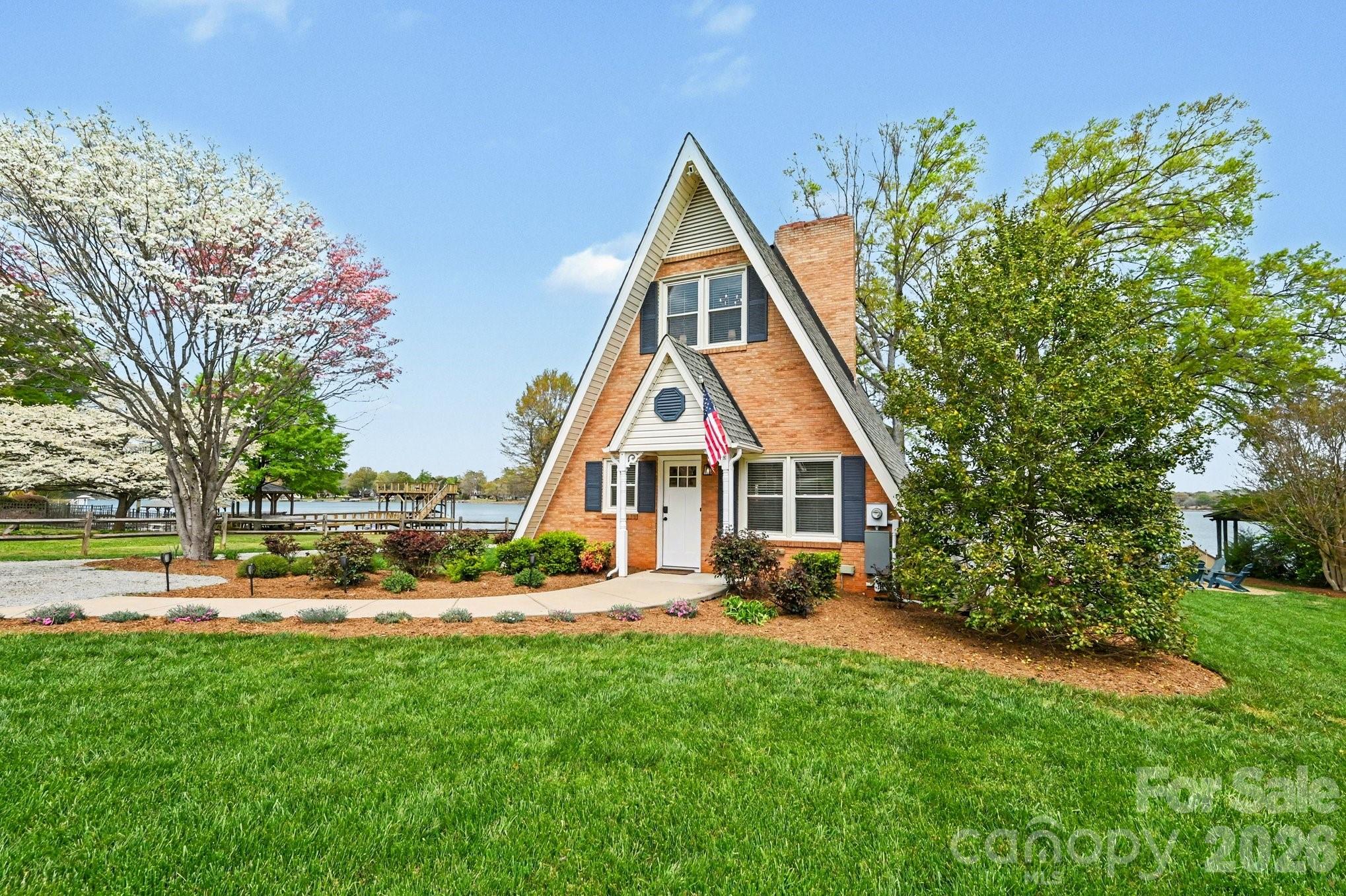 250 Ponderosa Circle — Mooresville
