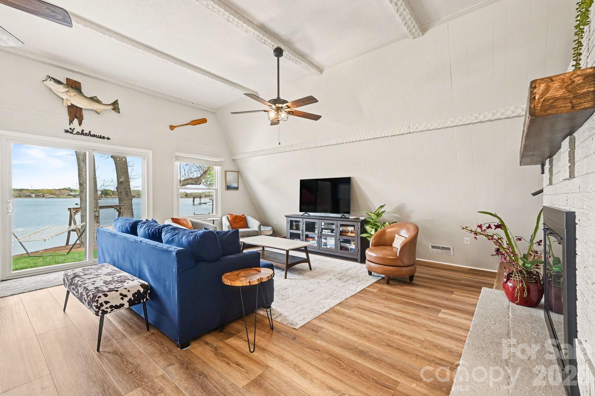 250 Ponderosa Circle — Mooresville