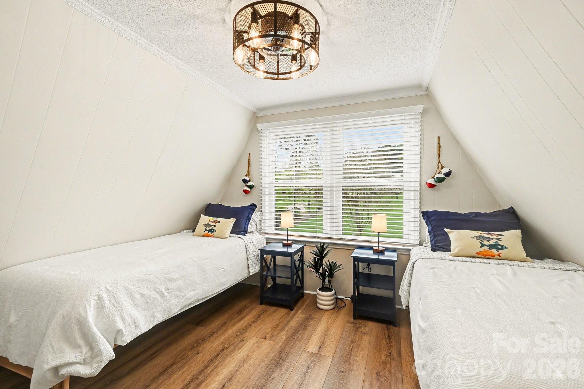 250 Ponderosa Circle — Mooresville