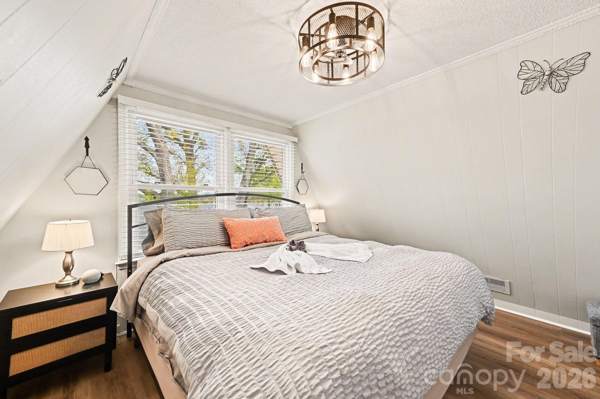 250 Ponderosa Circle — Mooresville