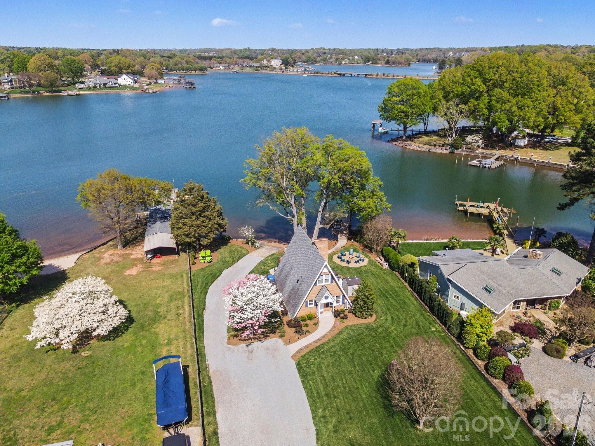 250 Ponderosa Circle — Mooresville