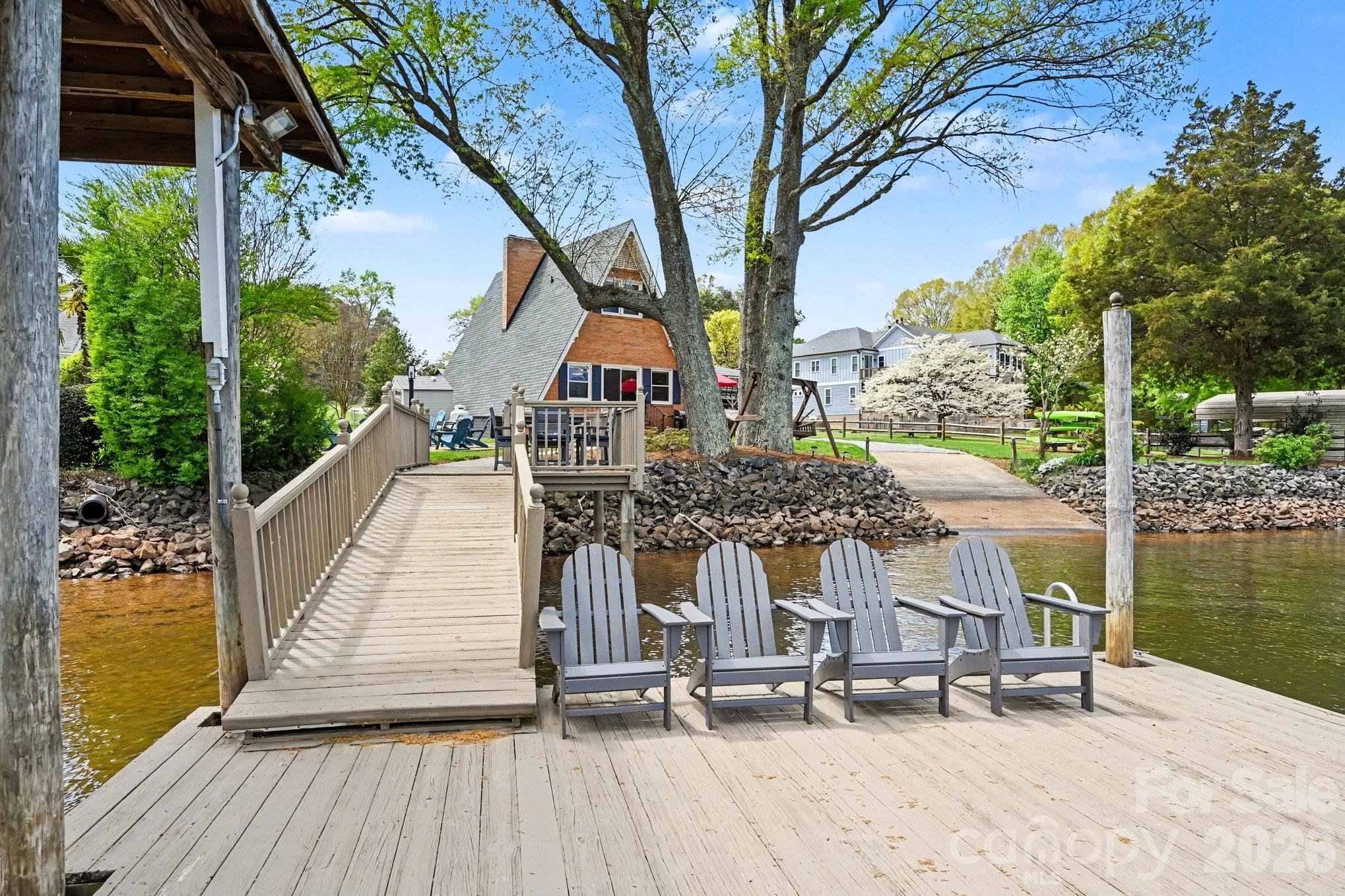 250 Ponderosa Circle — Mooresville