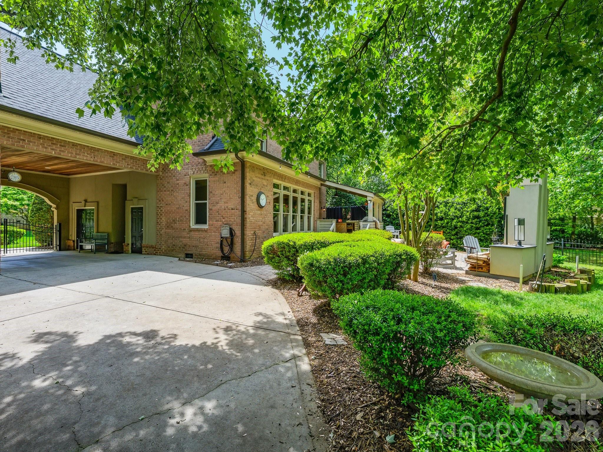 15635 Brem Lane — Charlotte