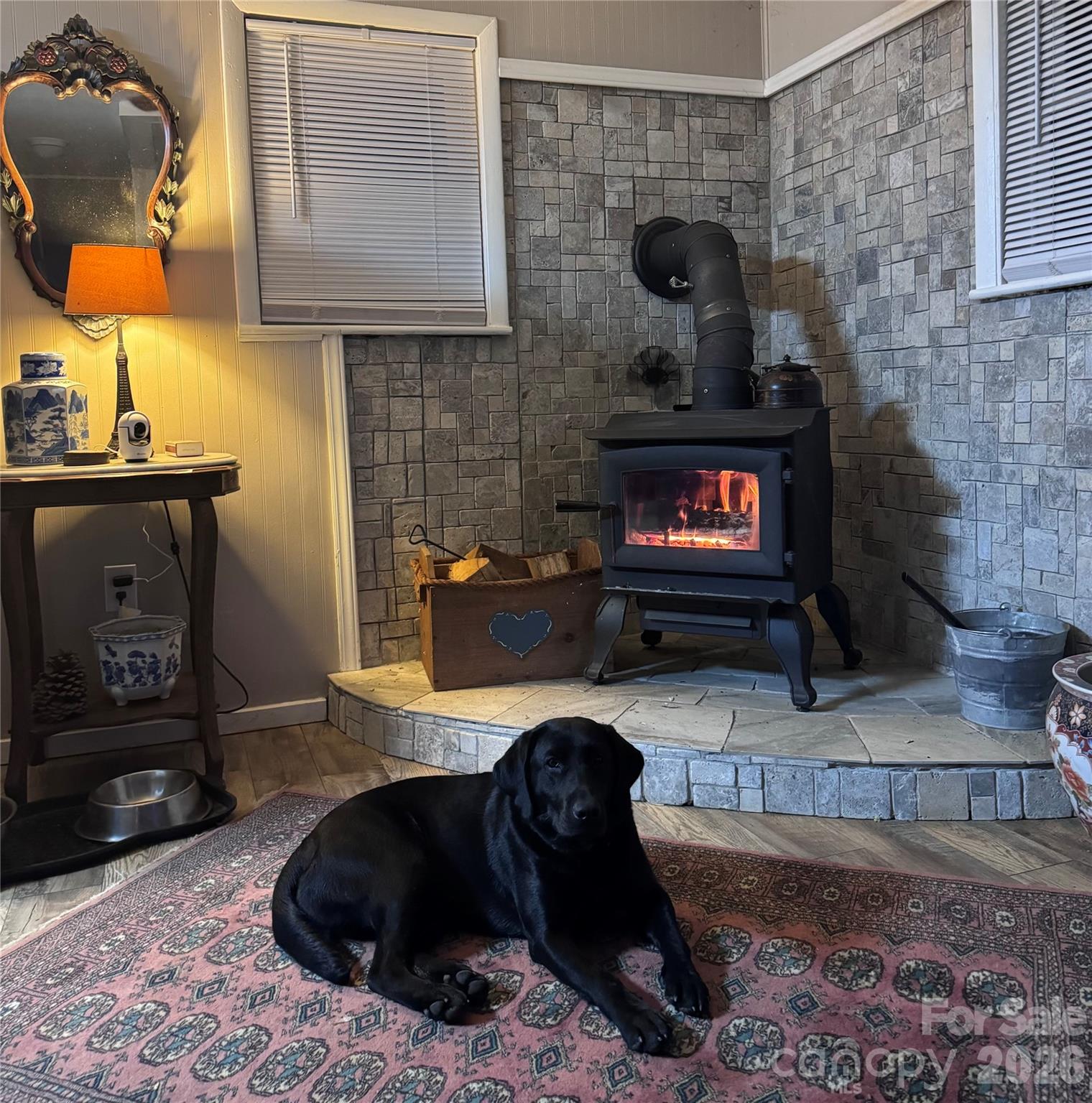 450 W Piney Mountain Road — Whittier