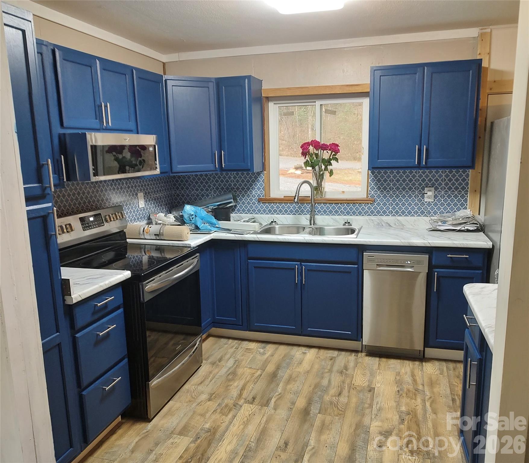 450 W Piney Mountain Road — Whittier