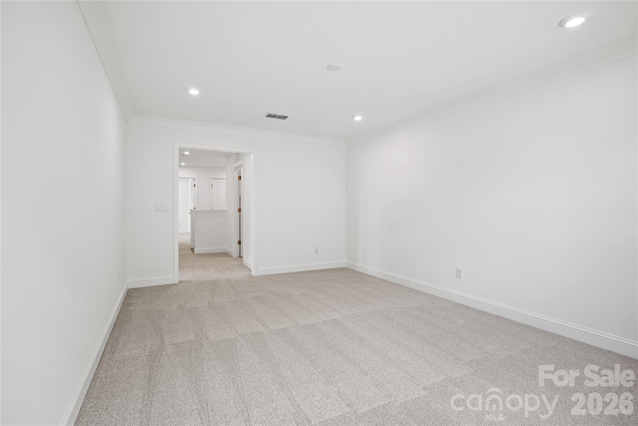 13911 Penbury Lane — Charlotte