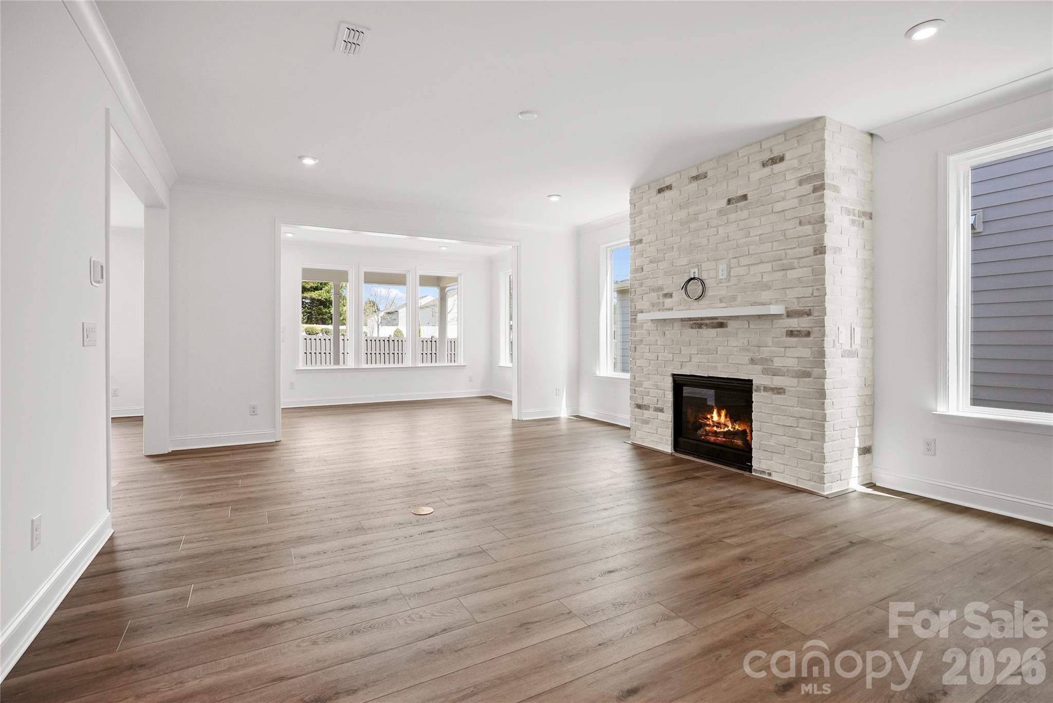 13911 Penbury Lane — Charlotte
