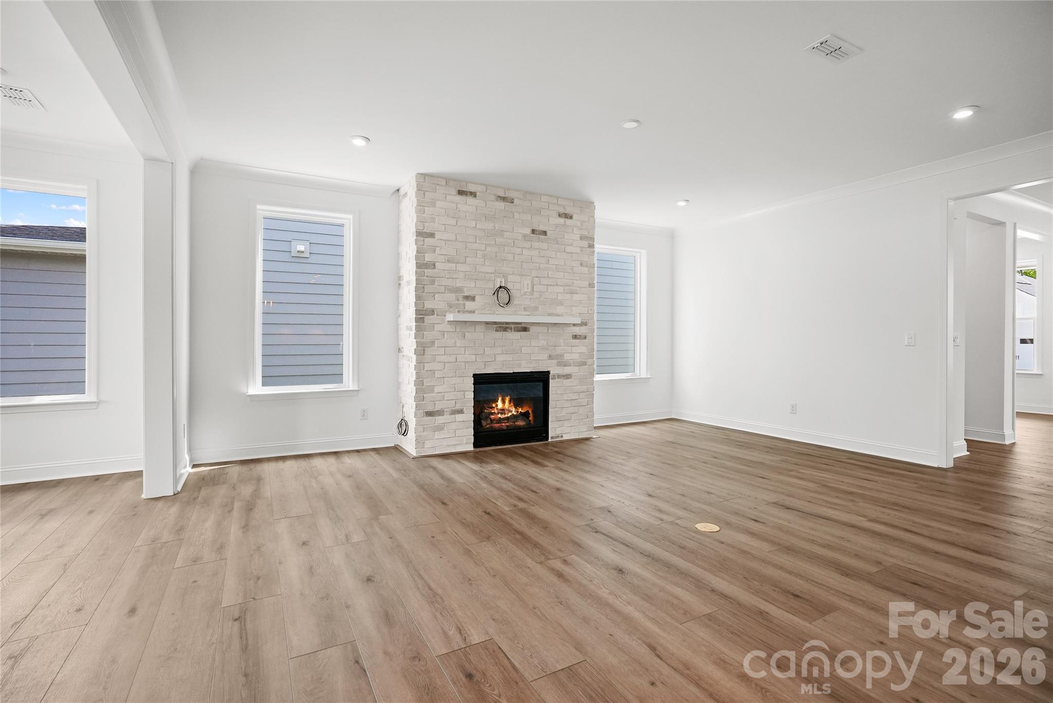 13911 Penbury Lane — Charlotte