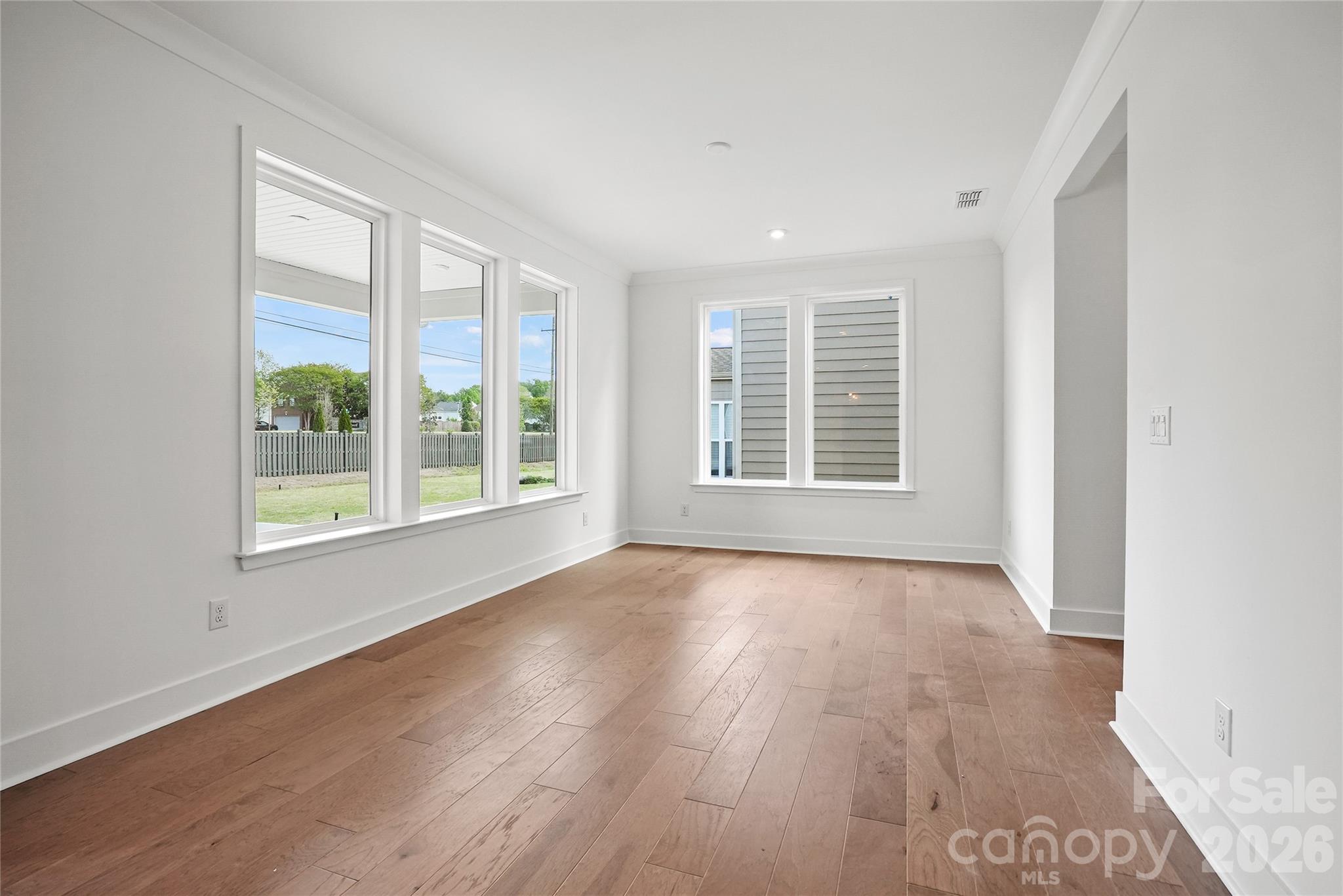 13915 Penbury Lane — Charlotte
