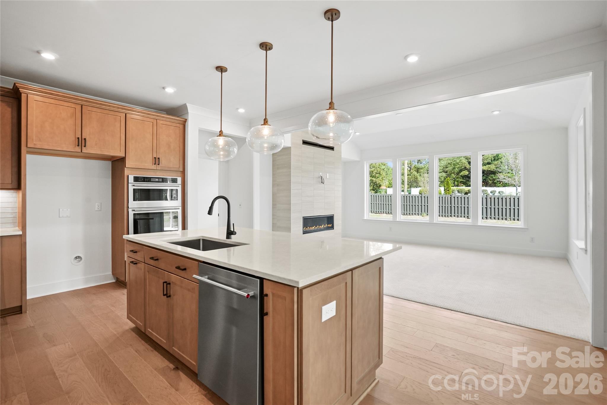 13915 Penbury Lane — Charlotte