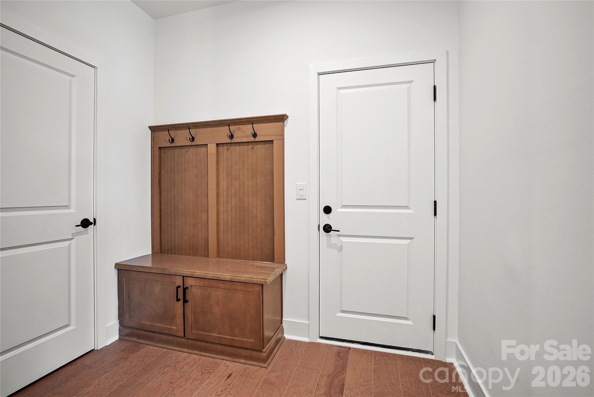13915 Penbury Lane — Charlotte