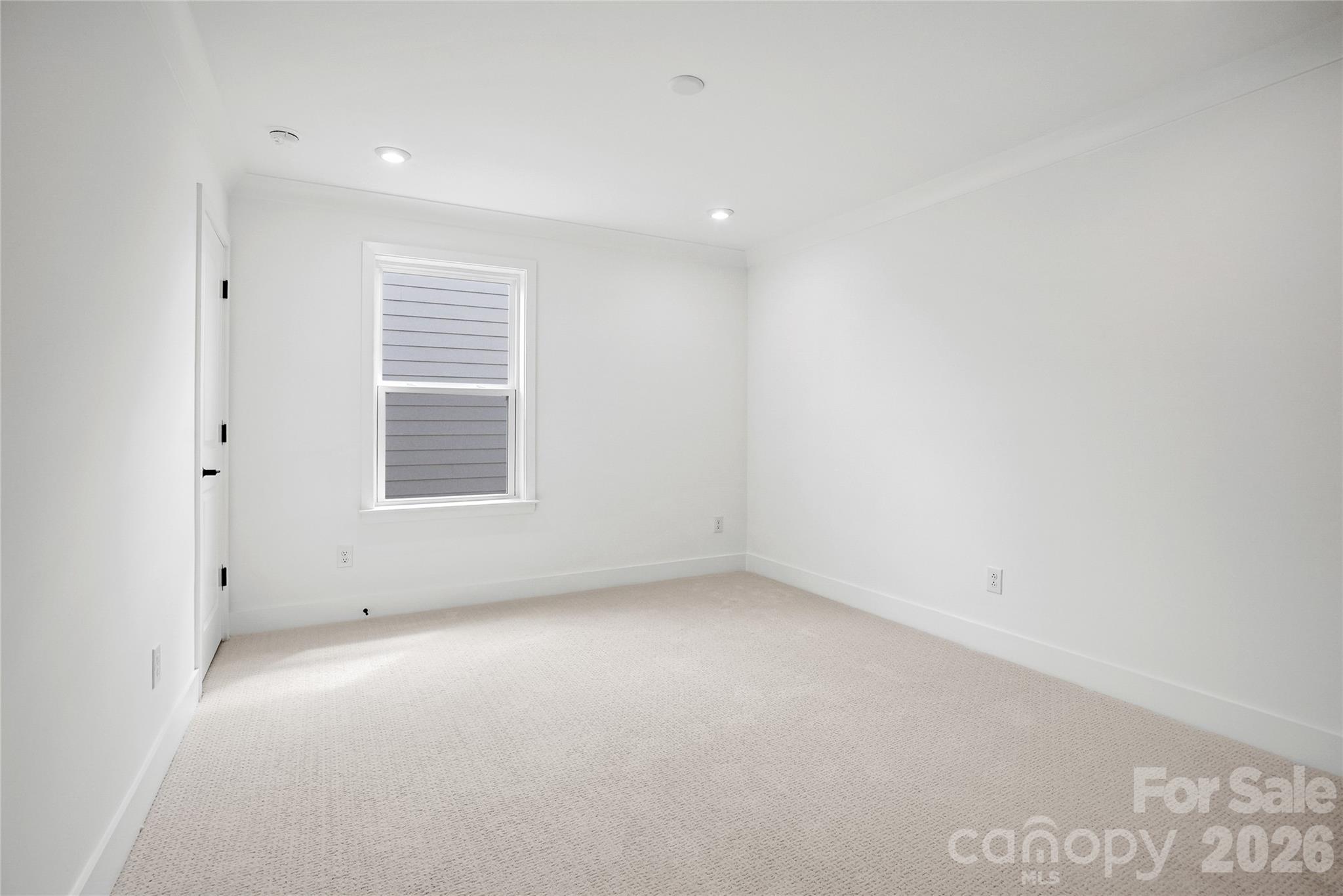 13915 Penbury Lane — Charlotte