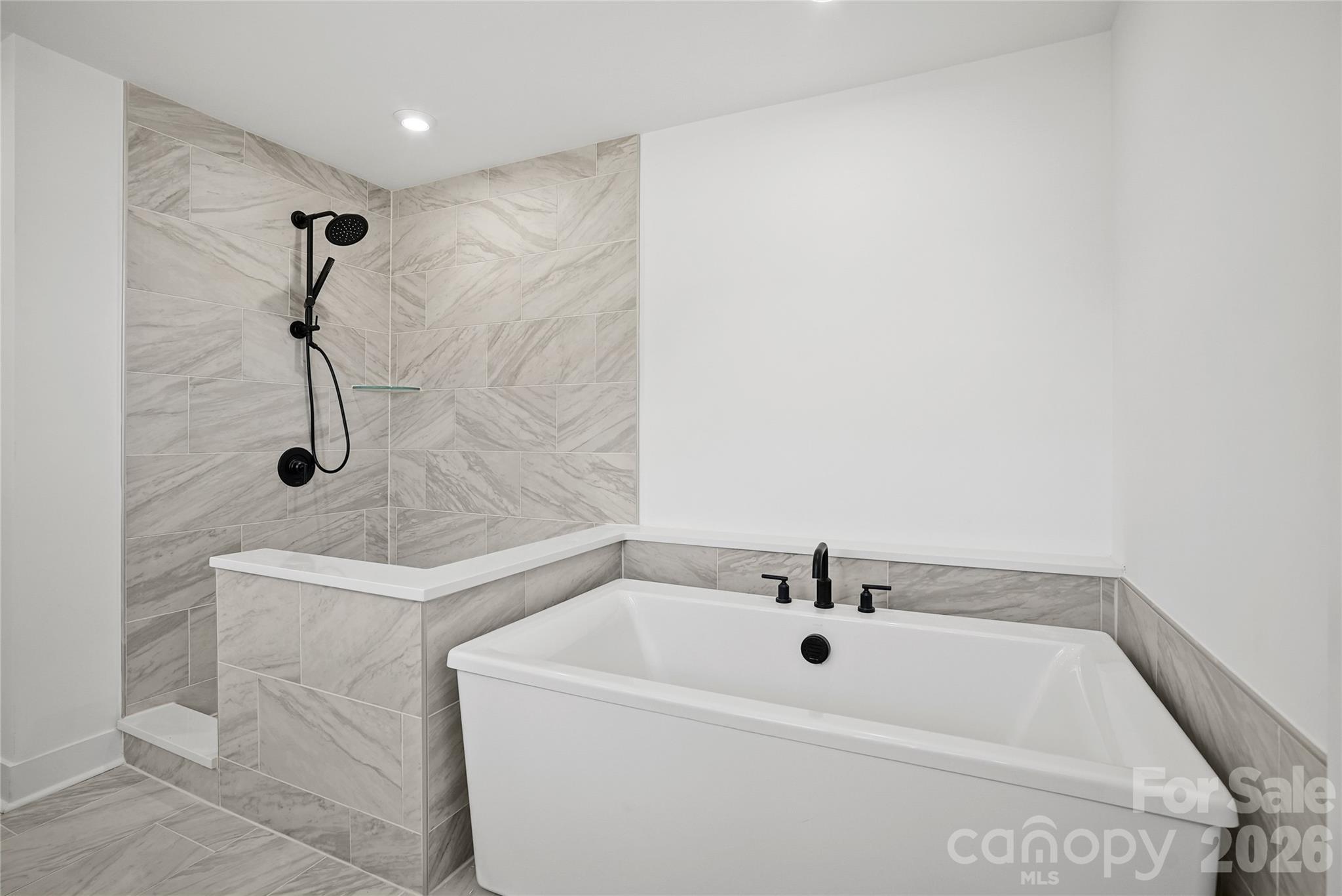 13915 Penbury Lane — Charlotte