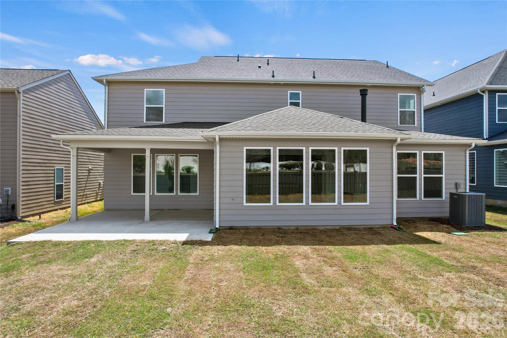 13915 Penbury Lane — Charlotte