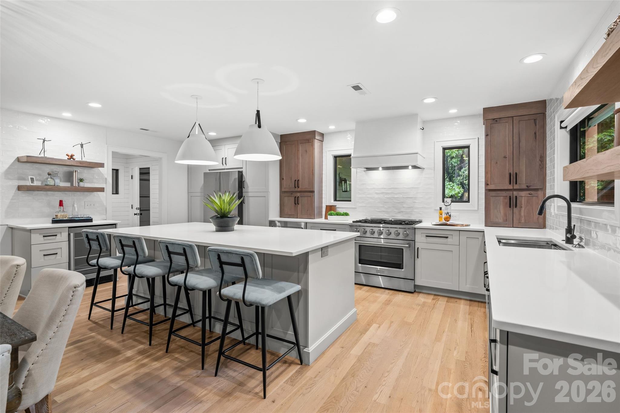 1542 Carolyn Drive — Charlotte