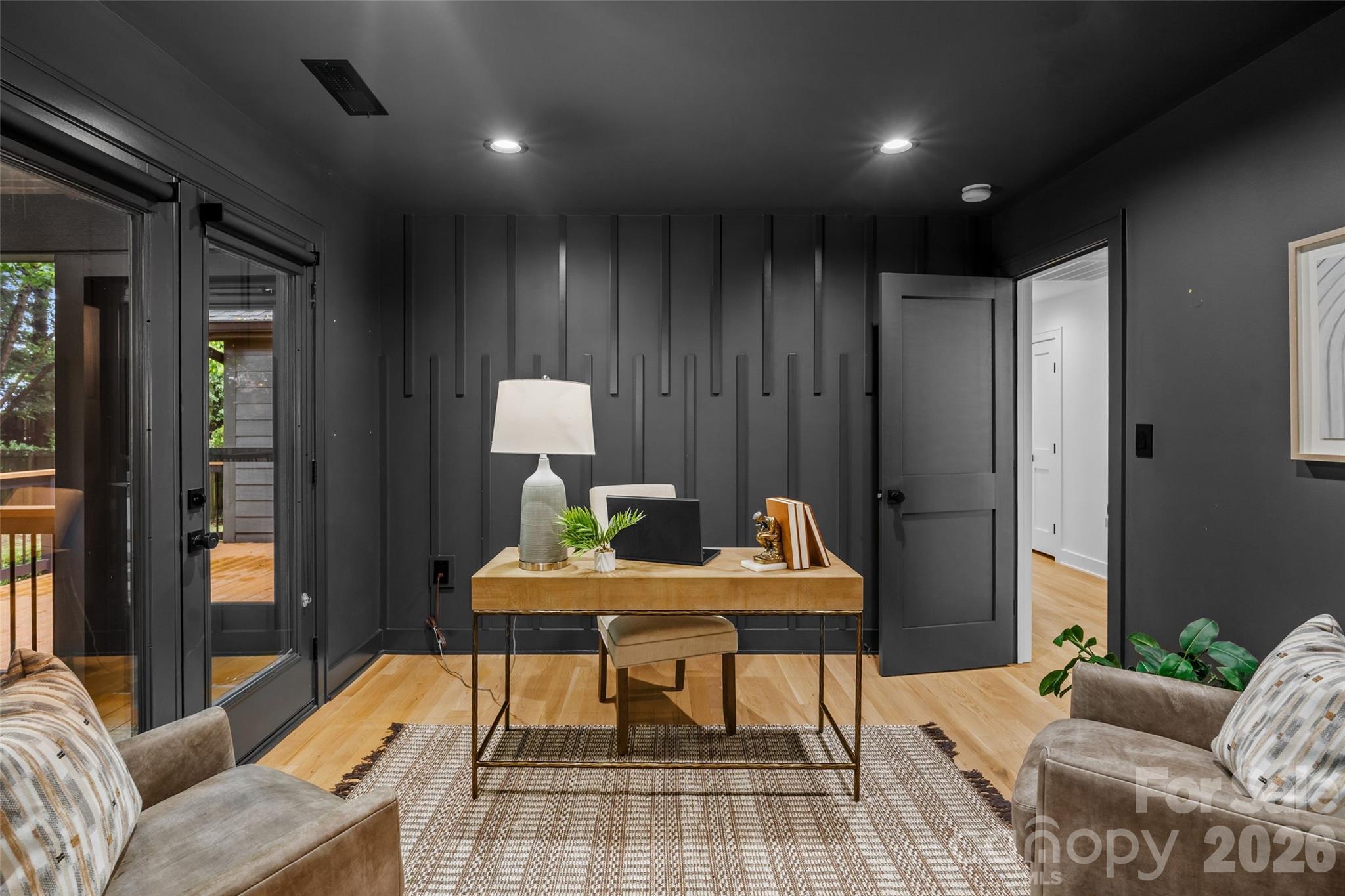 1542 Carolyn Drive — Charlotte