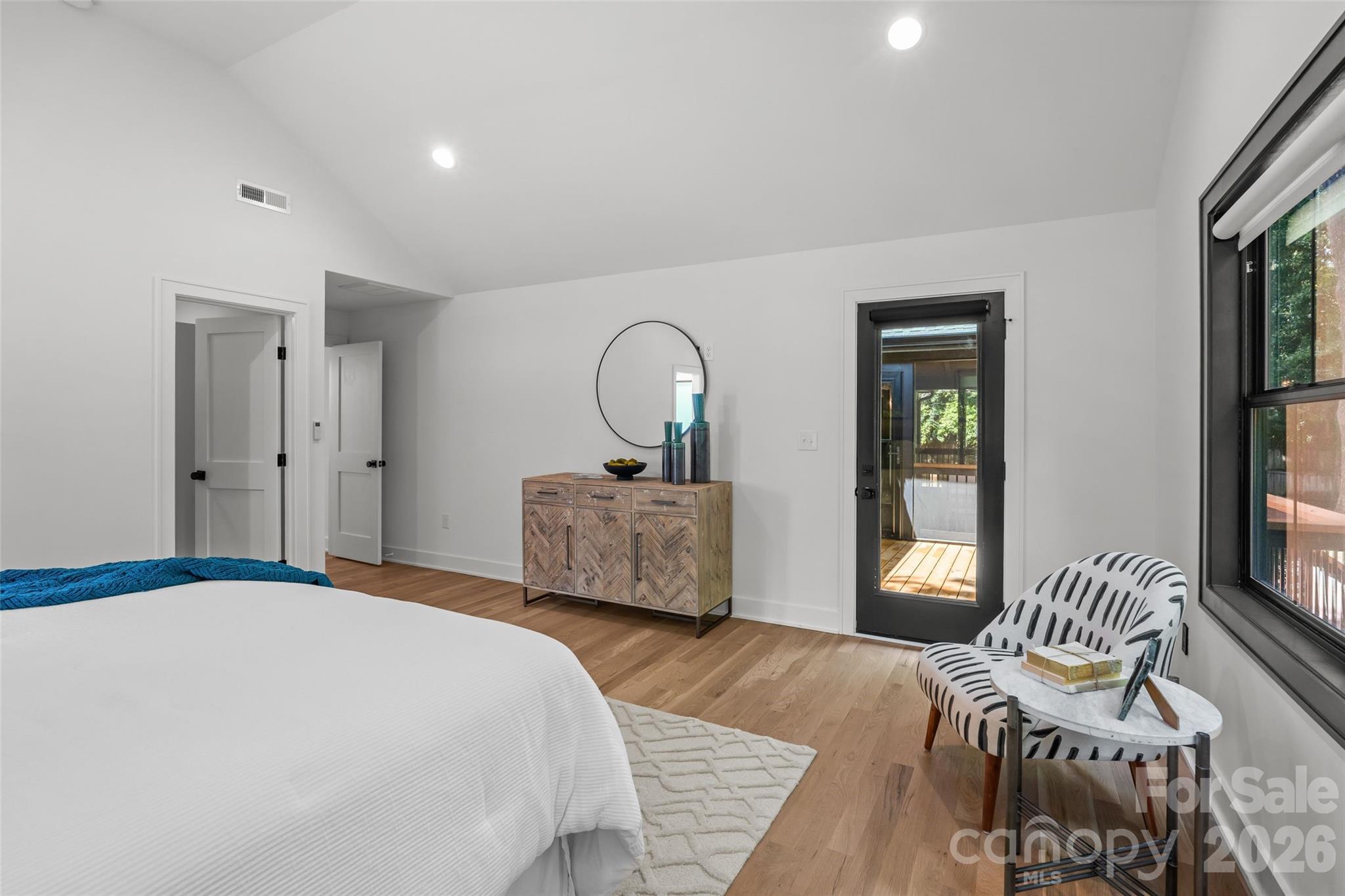 1542 Carolyn Drive — Charlotte