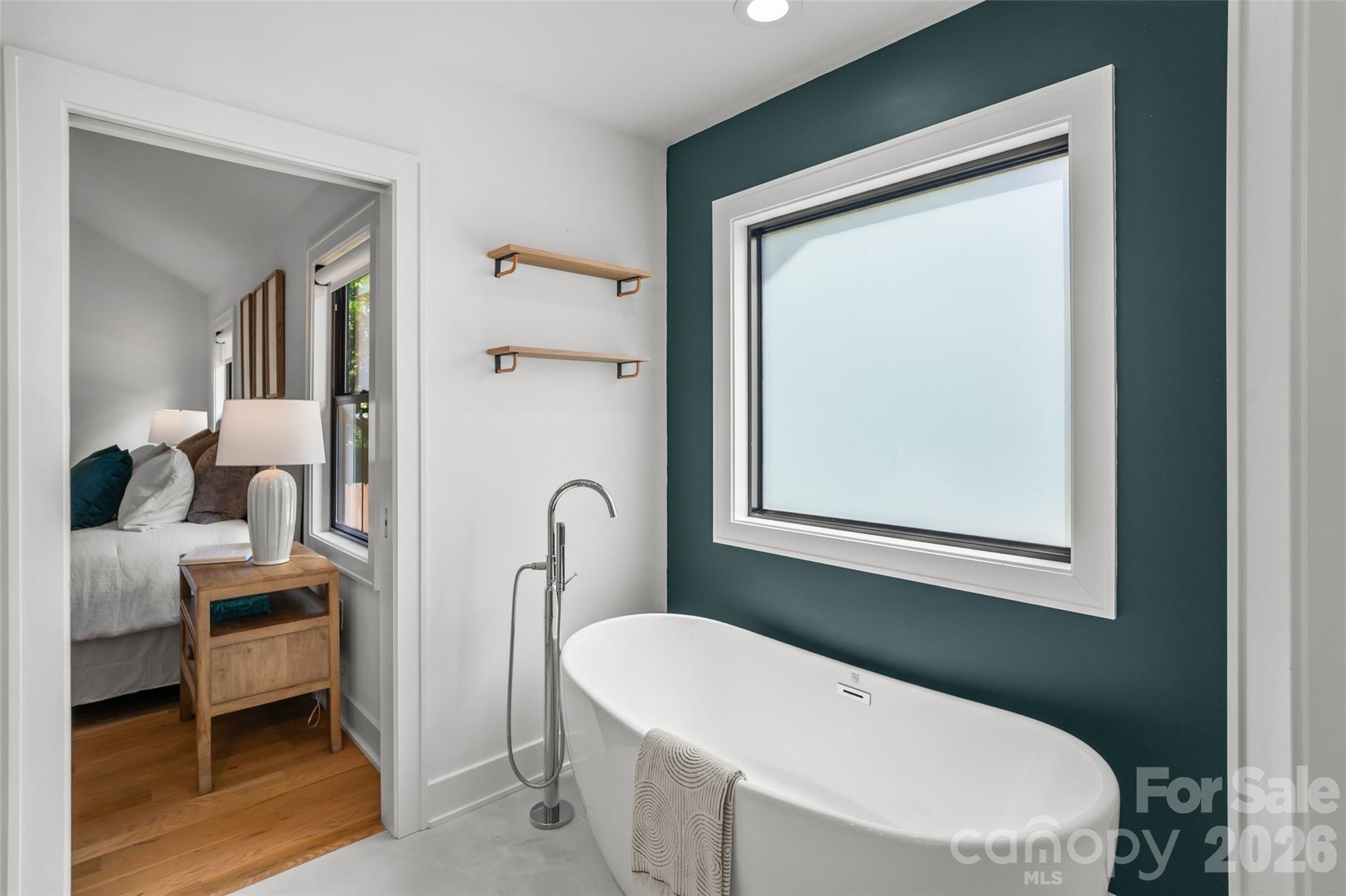 1542 Carolyn Drive — Charlotte