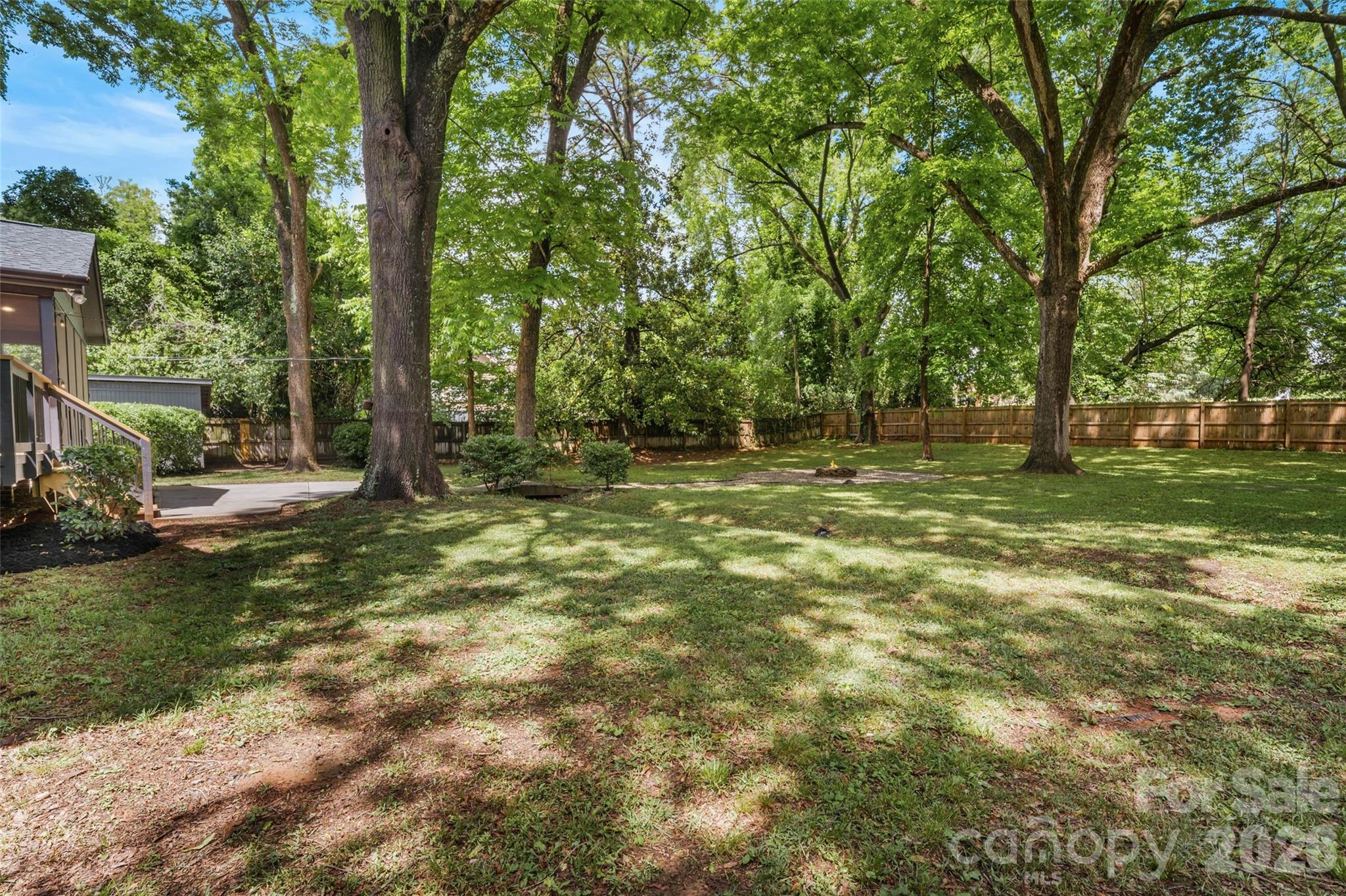 1542 Carolyn Drive — Charlotte