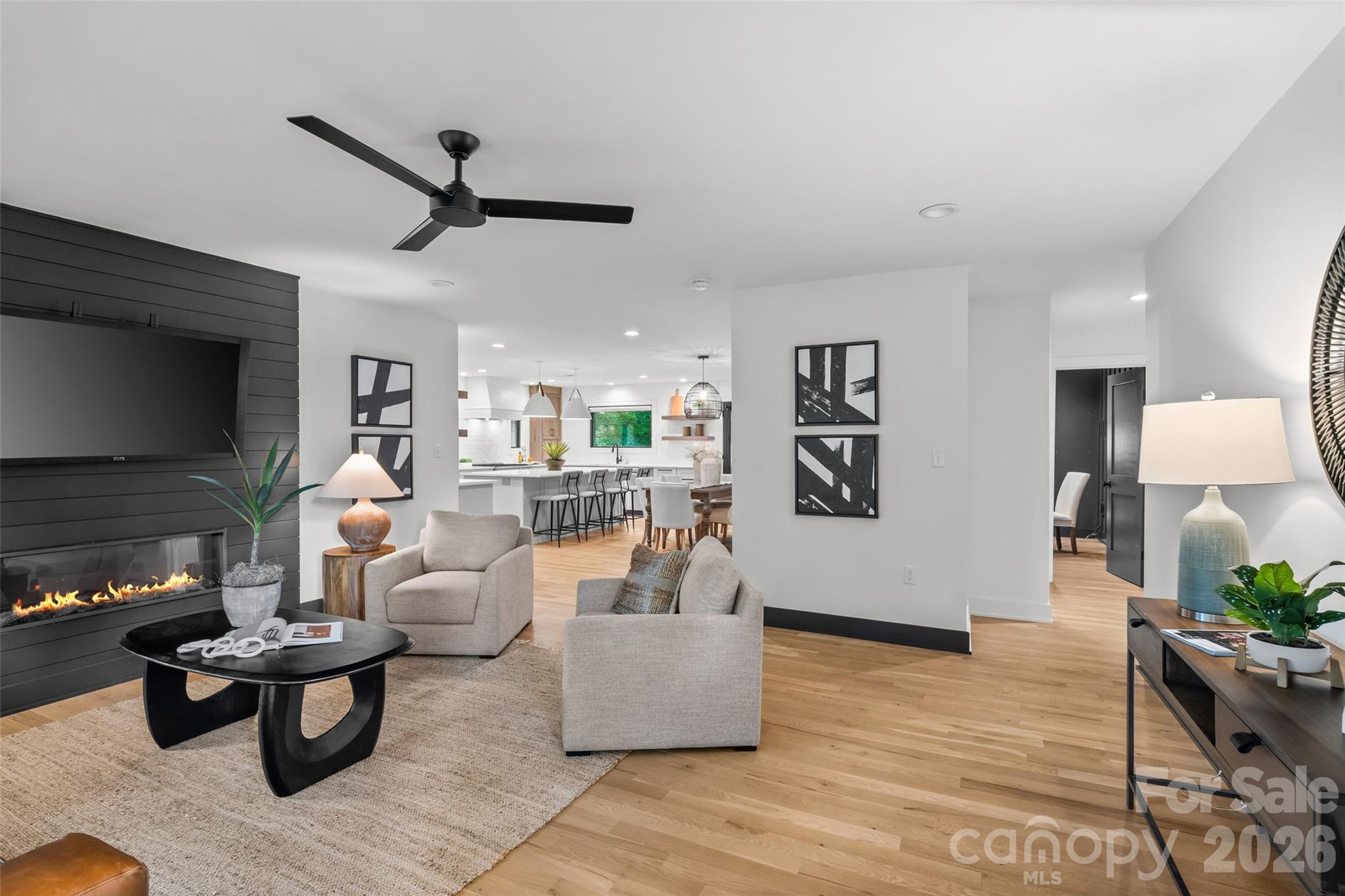 1542 Carolyn Drive — Charlotte