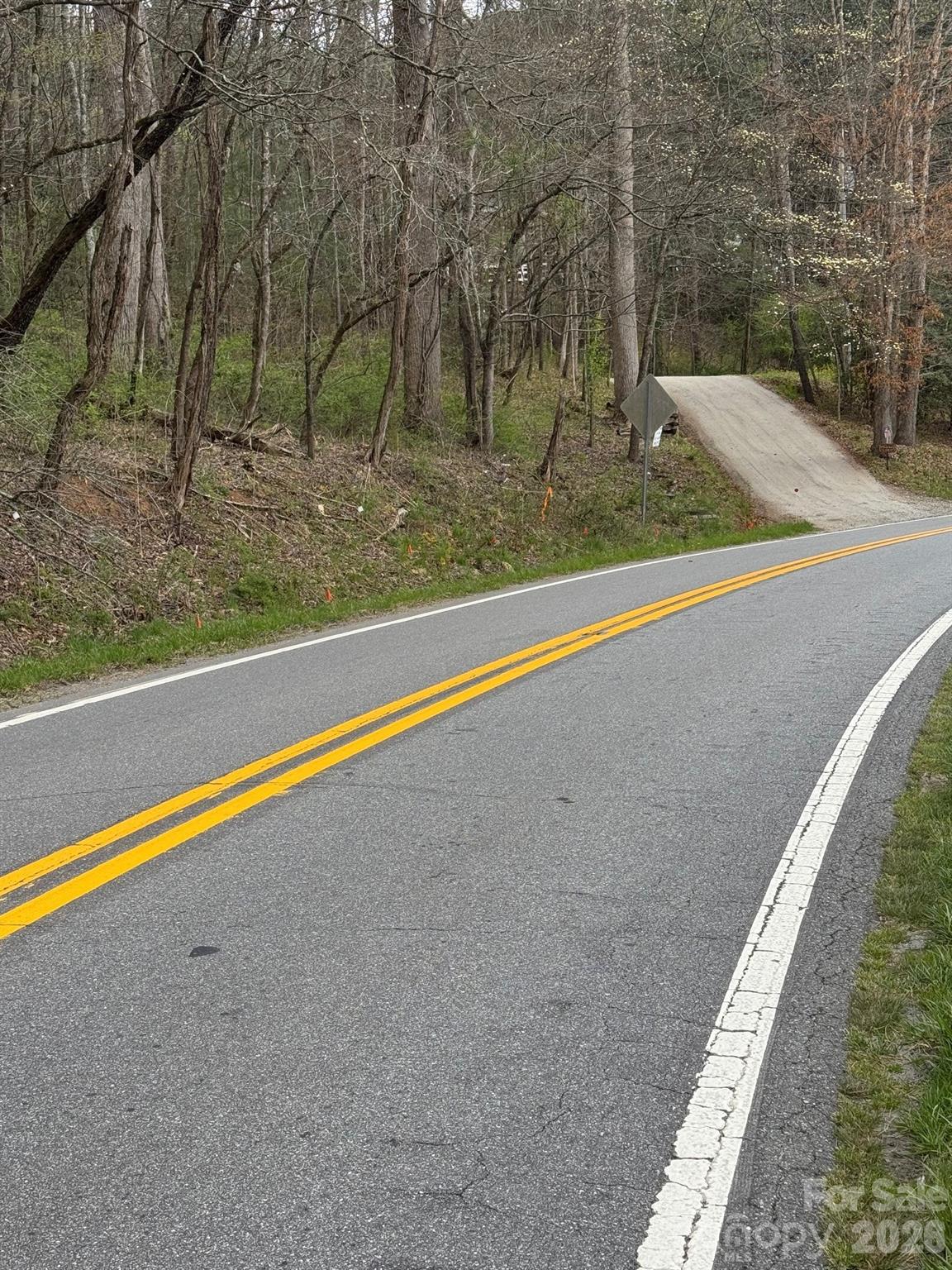 315 N River Road — Sylva