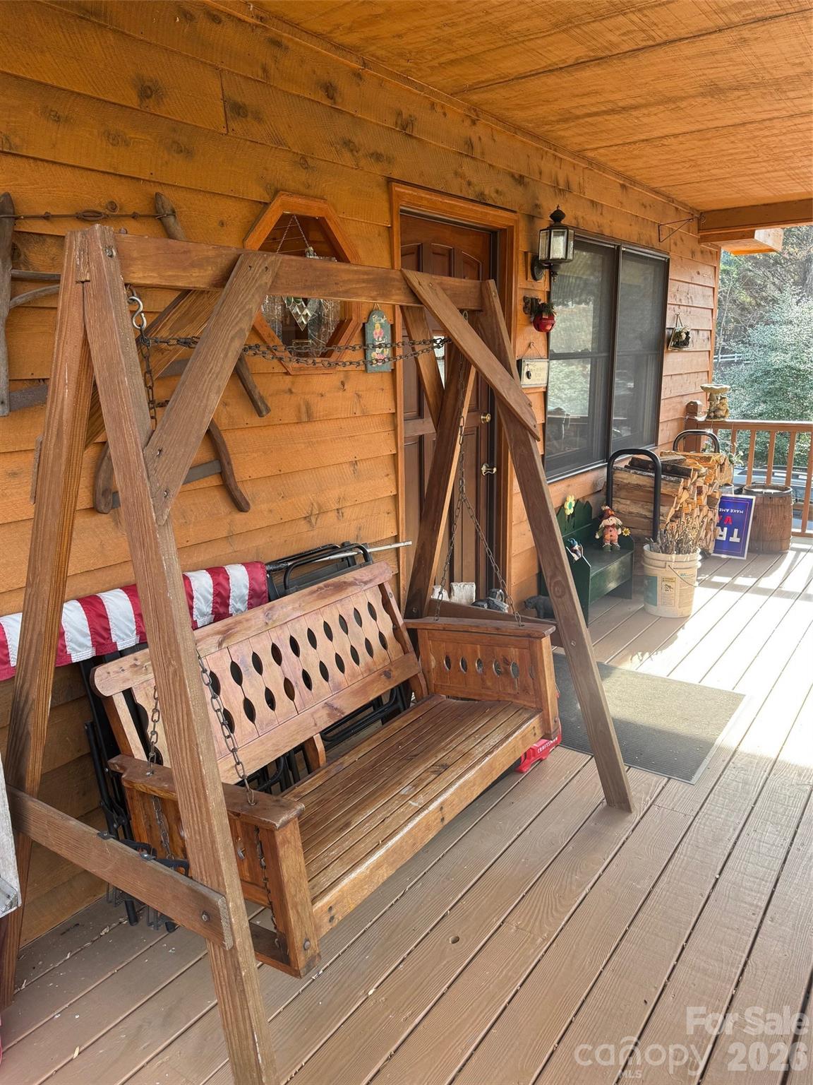 315 N River Road — Sylva