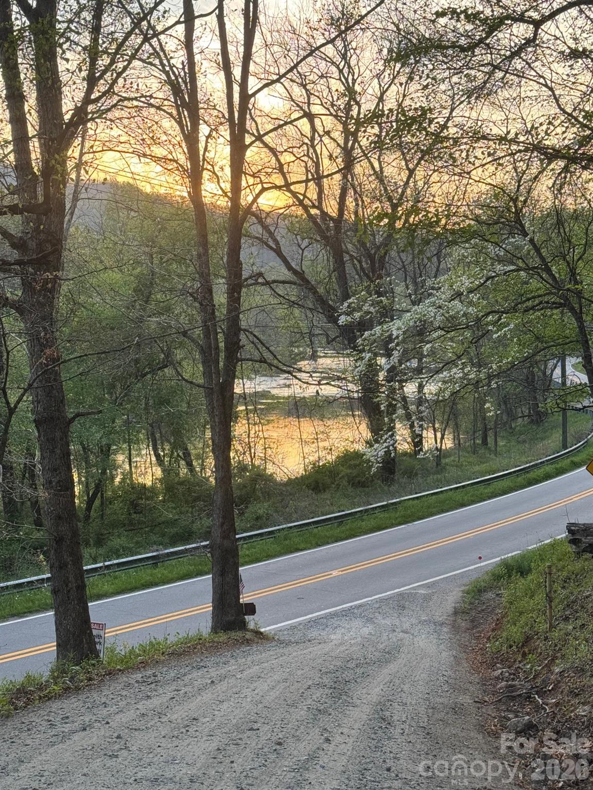 315 N River Road — Sylva