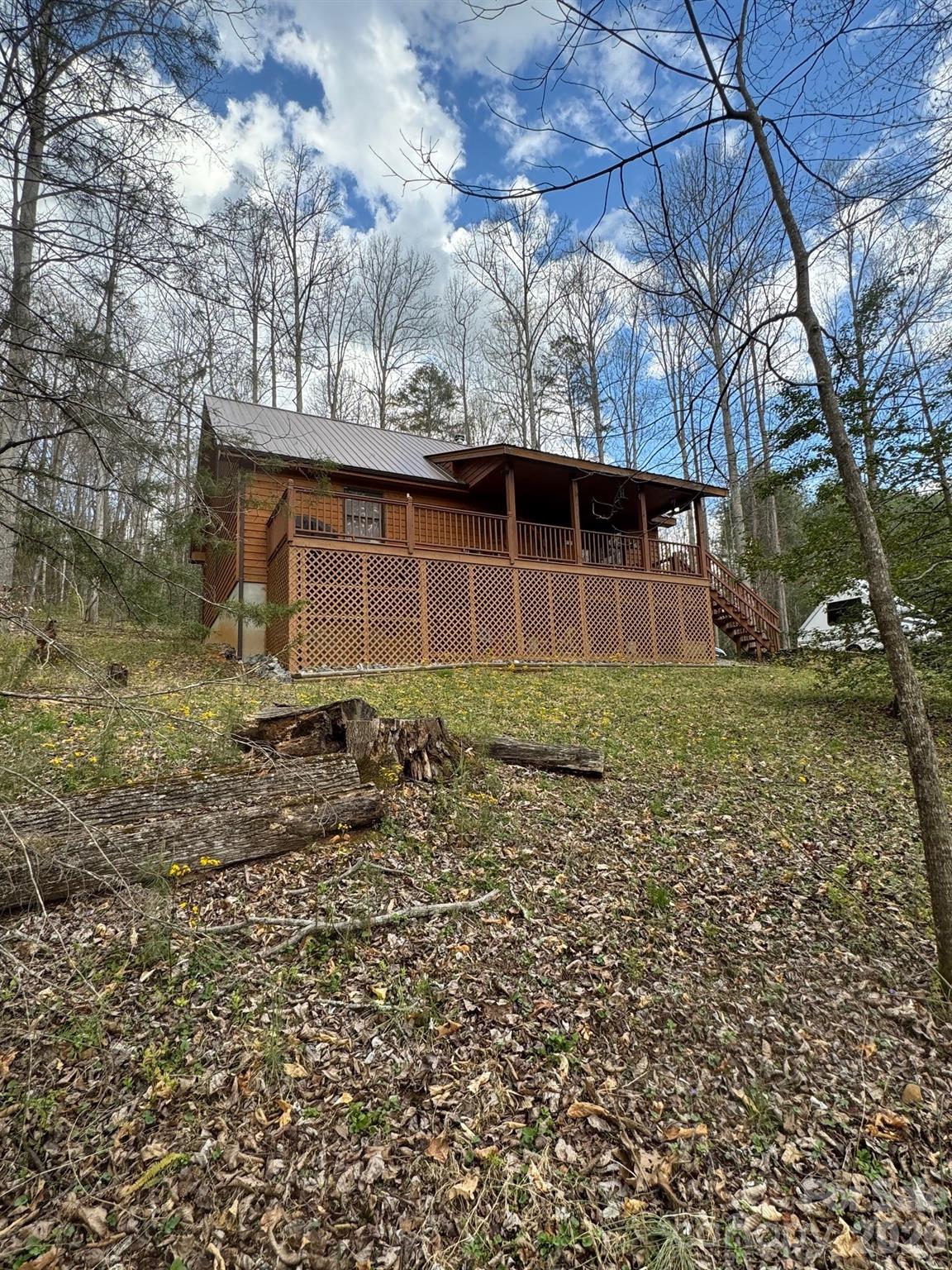 315 N River Road — Sylva