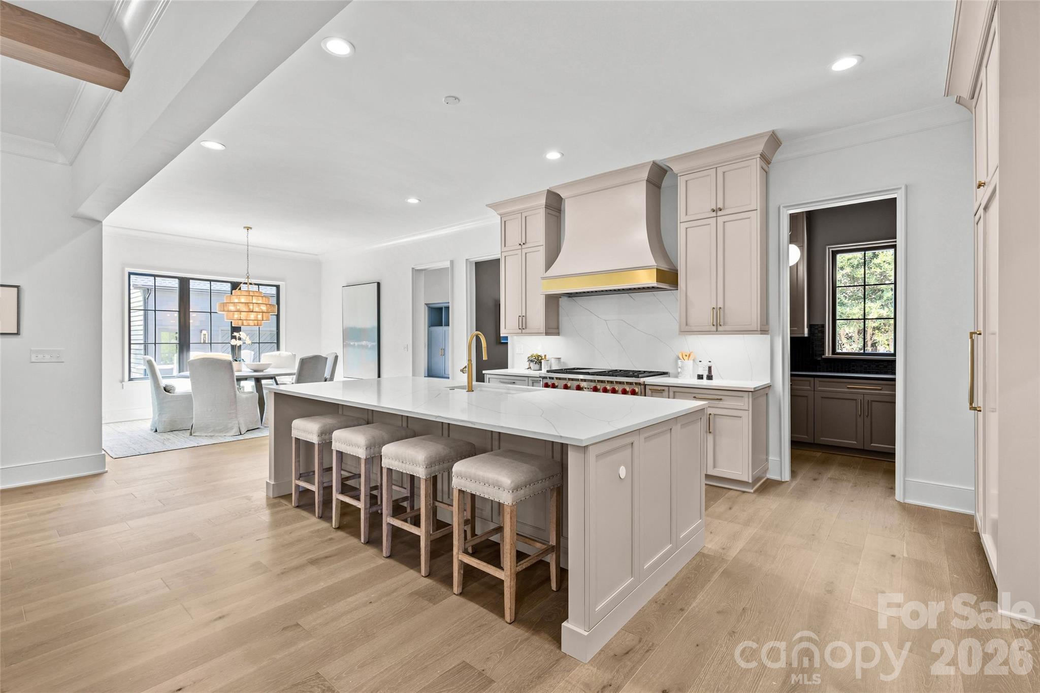1321 Ferncliff Road — Charlotte