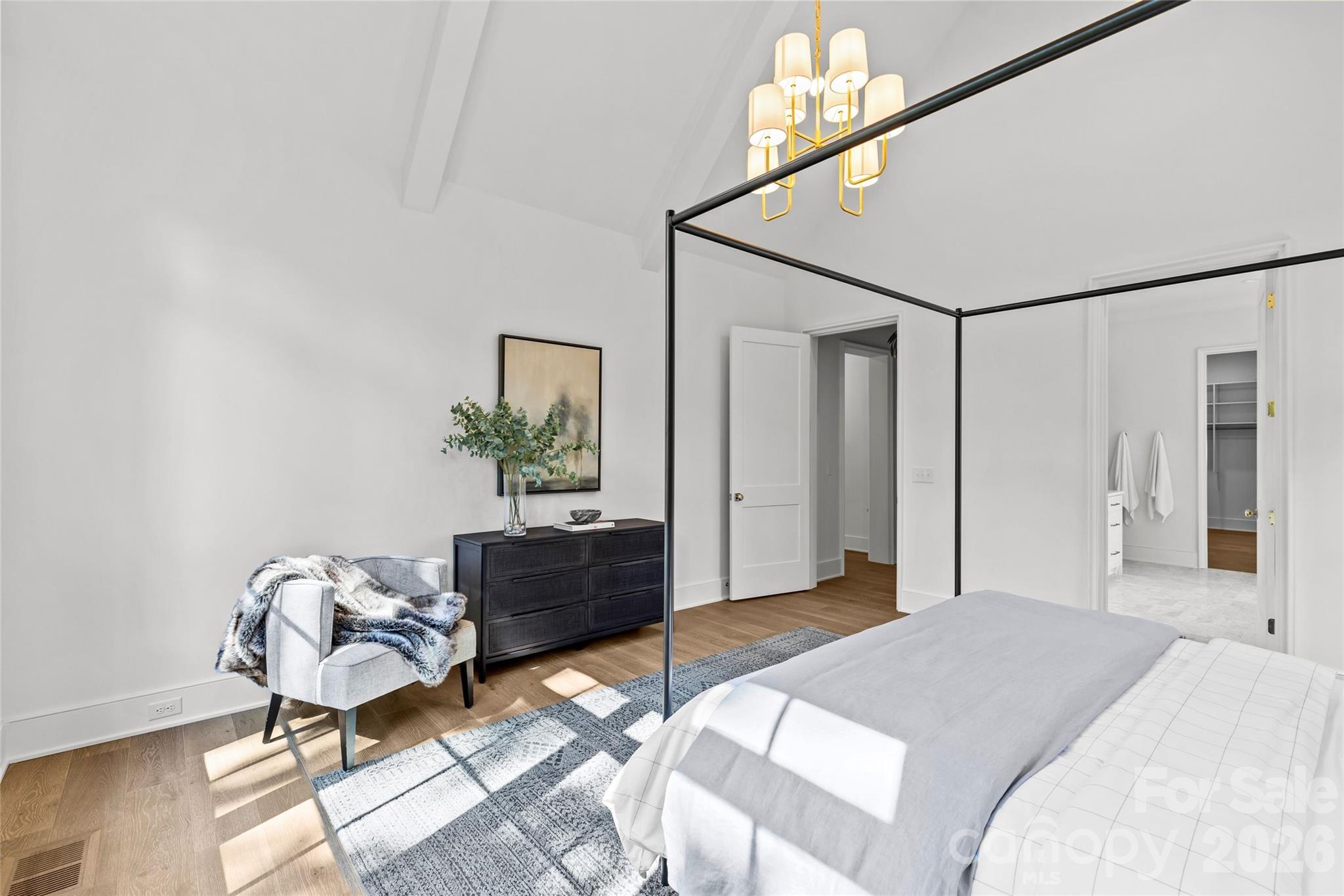 1321 Ferncliff Road — Charlotte