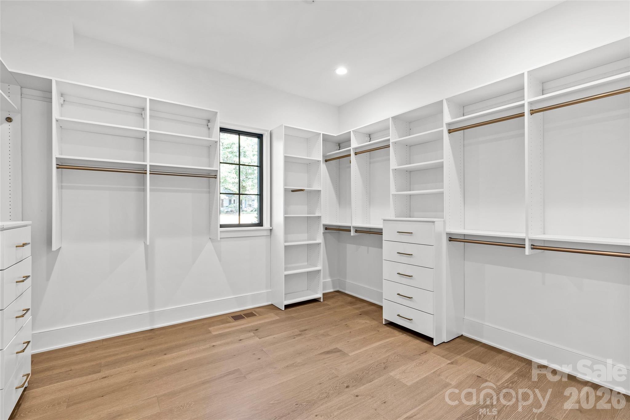 1321 Ferncliff Road — Charlotte