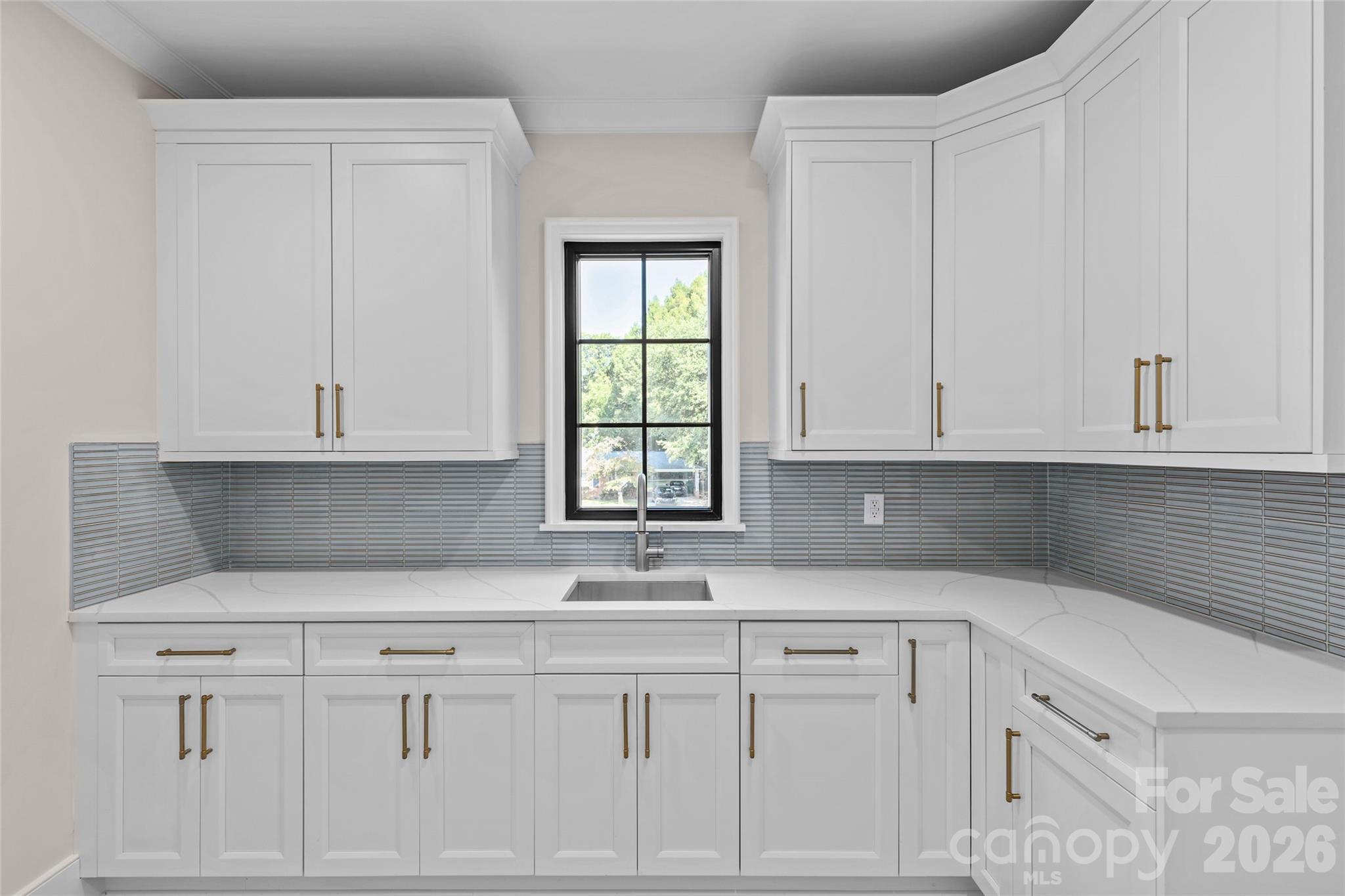 1321 Ferncliff Road — Charlotte