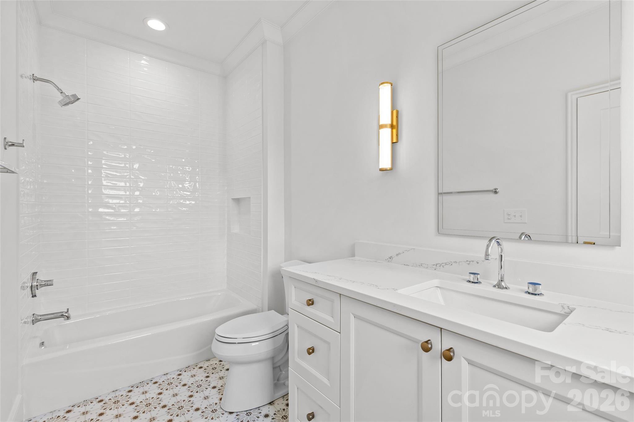 1321 Ferncliff Road — Charlotte