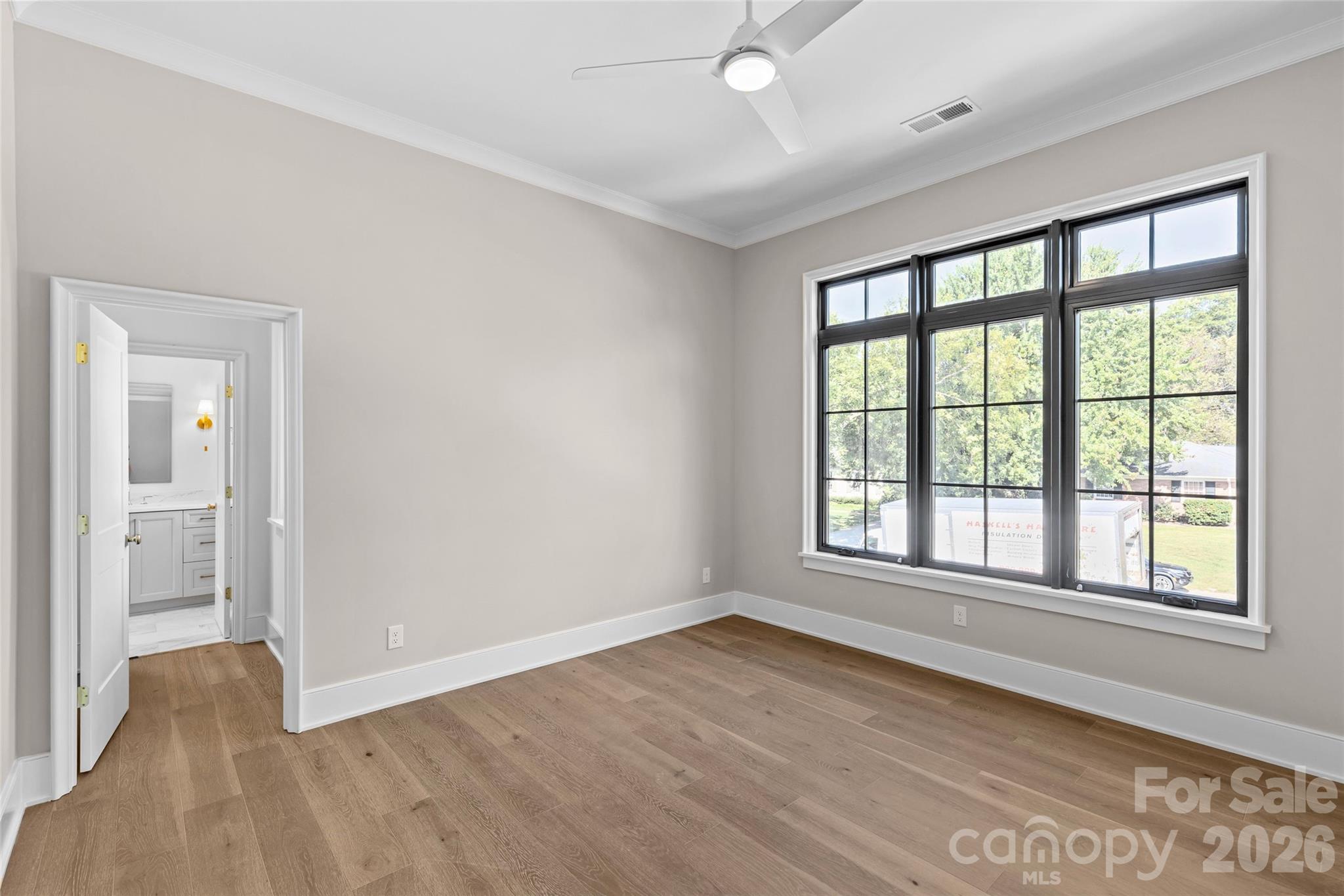 1321 Ferncliff Road — Charlotte