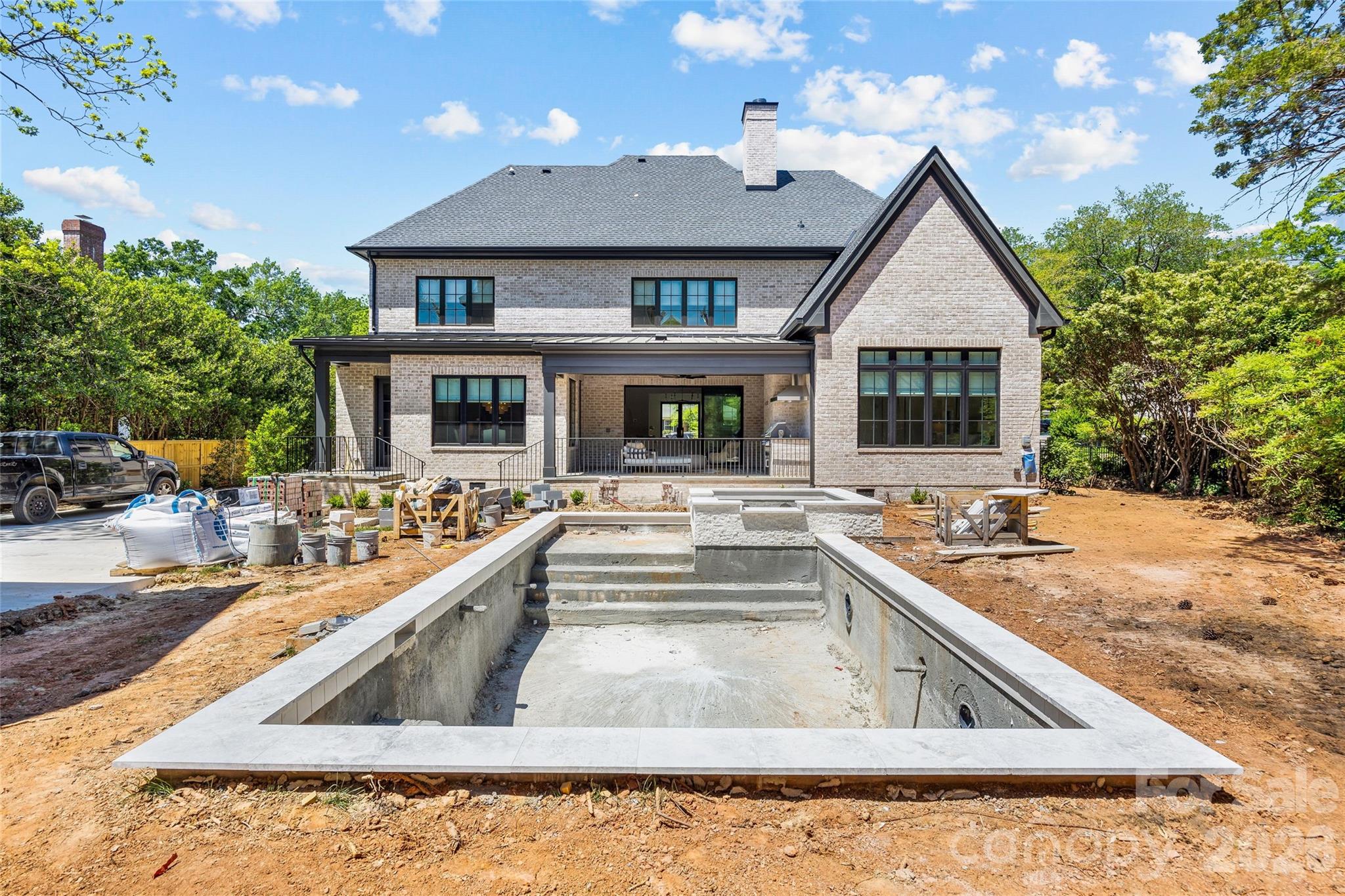 1321 Ferncliff Road — Charlotte