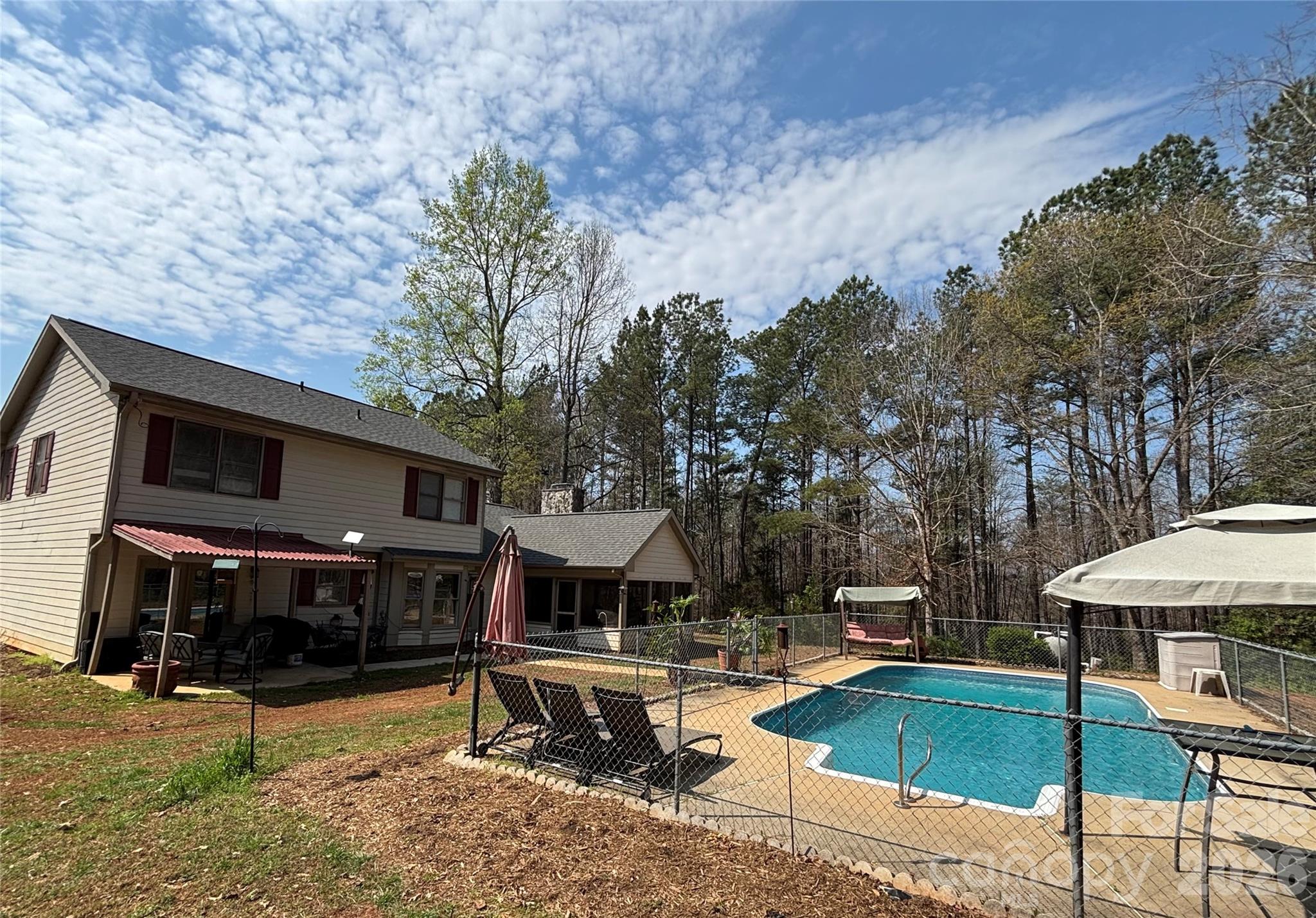 70 Sienna Drive — Hickory