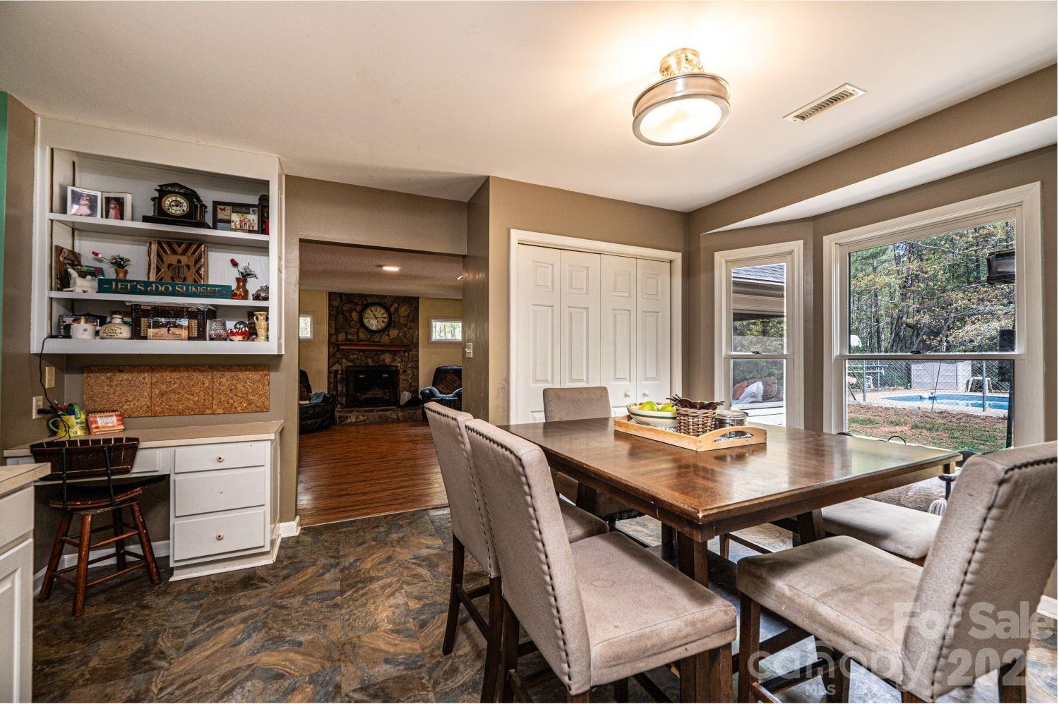 70 Sienna Drive — Hickory