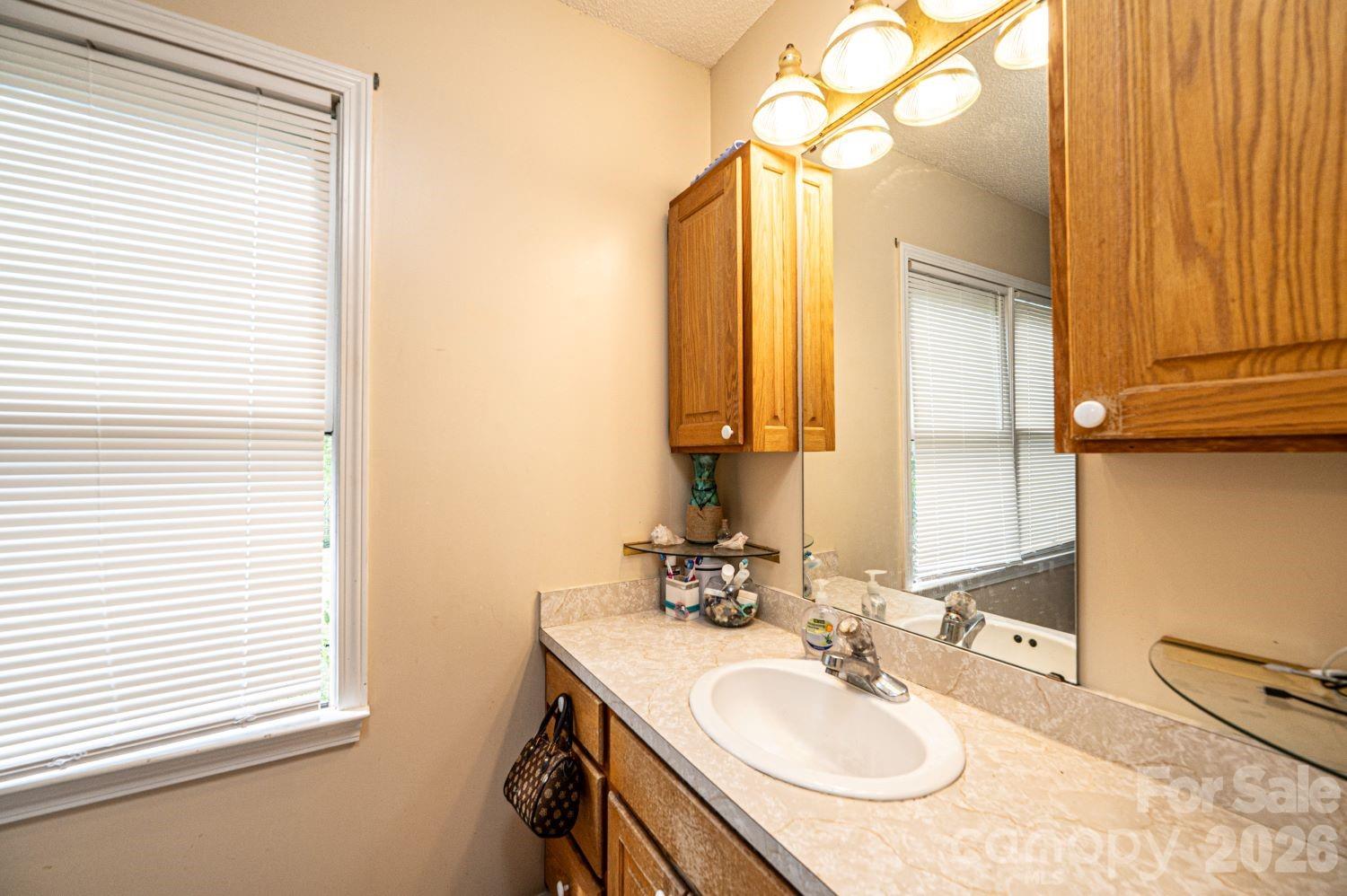 70 Sienna Drive — Hickory