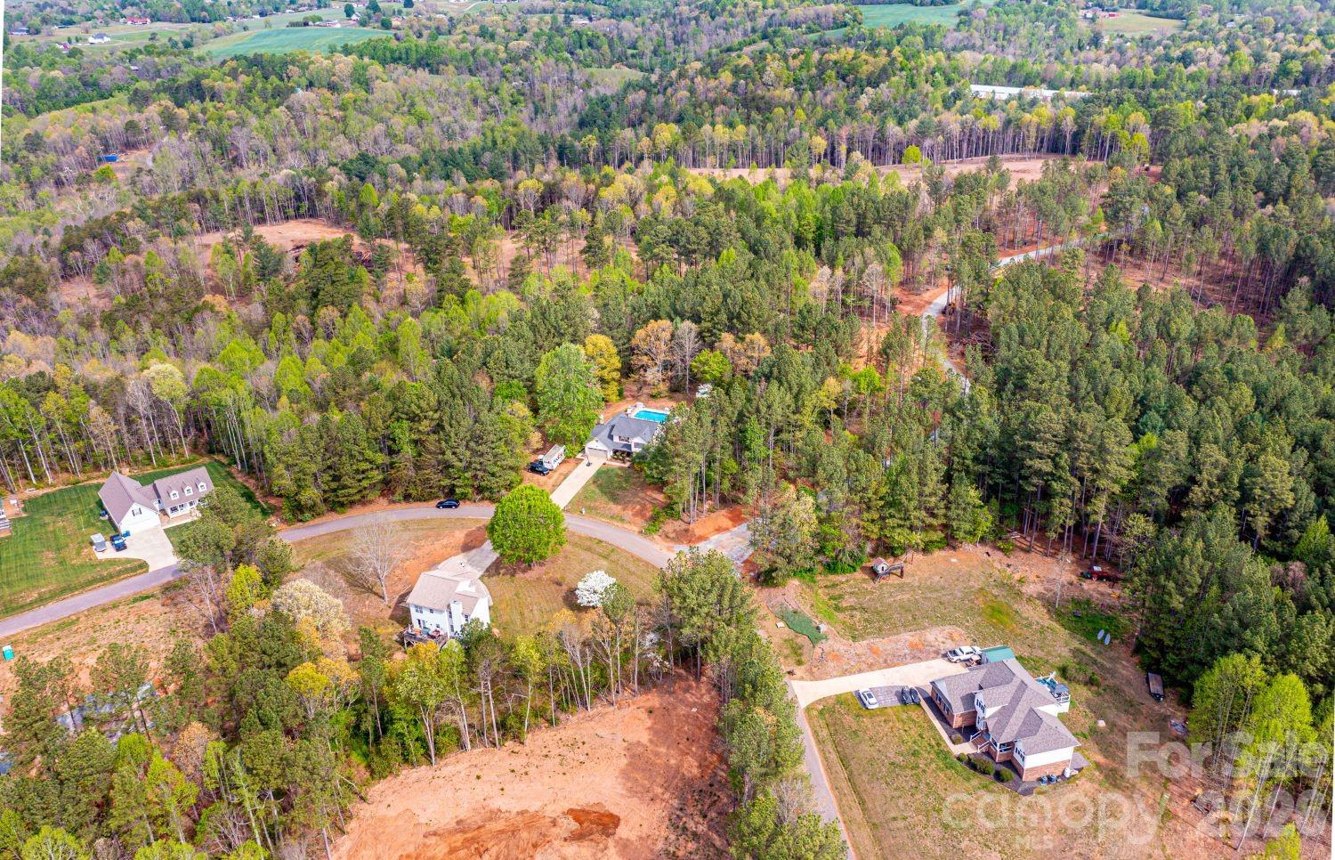 70 Sienna Drive — Hickory