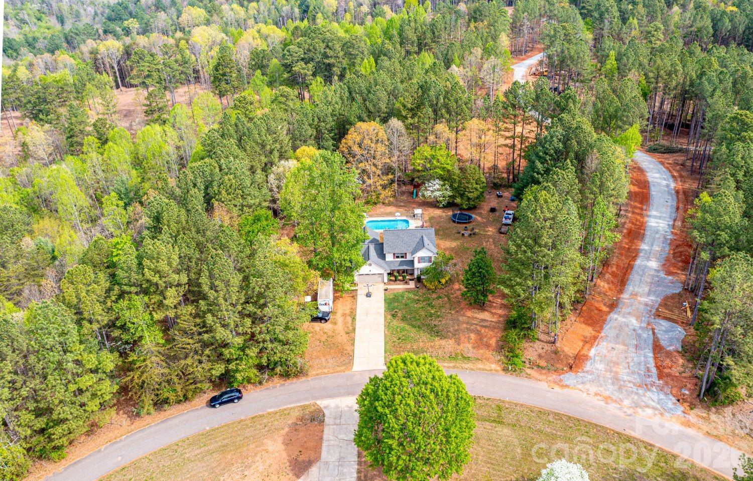 70 Sienna Drive — Hickory